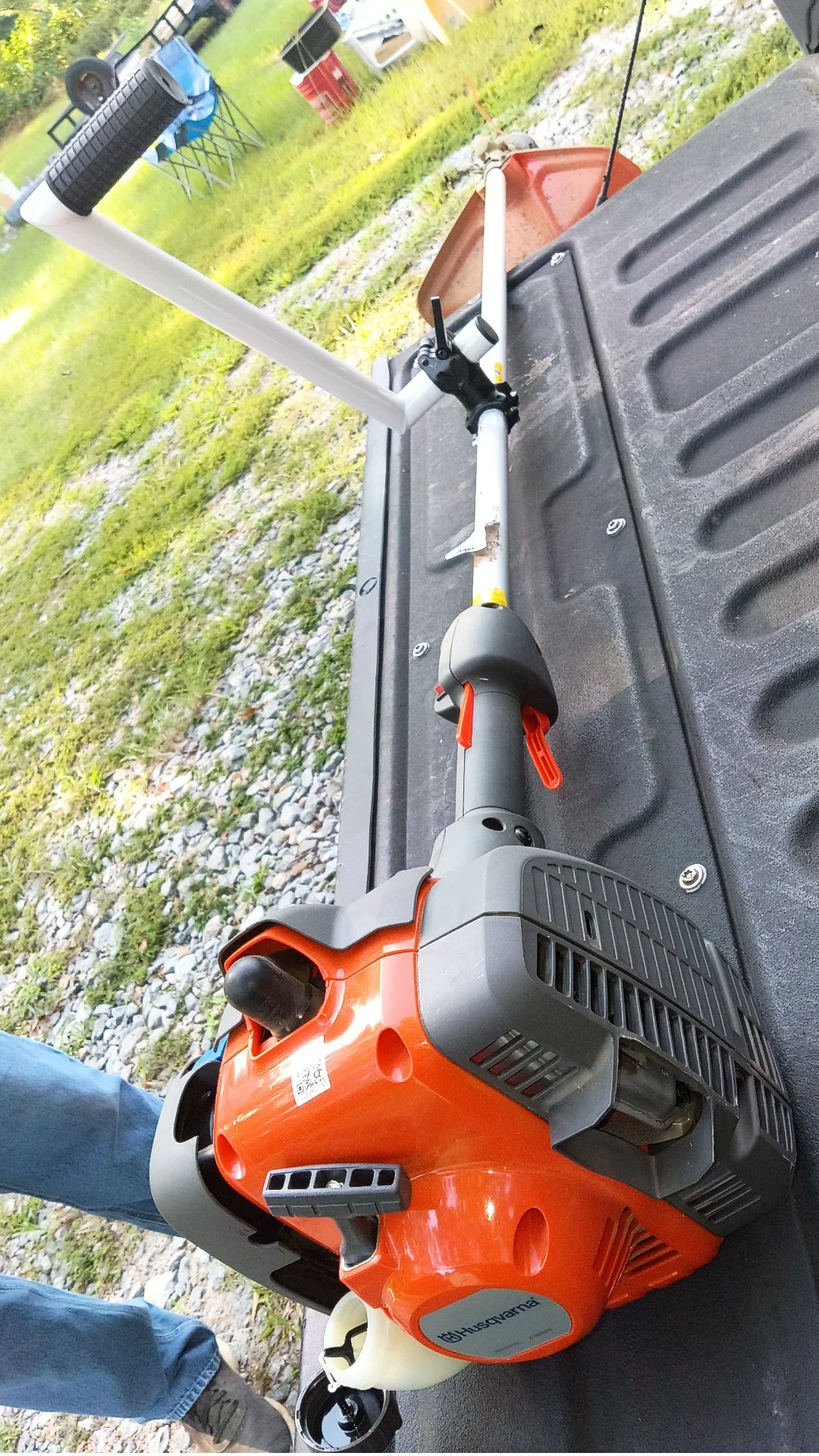 Husqvarna 122L String Trimmer