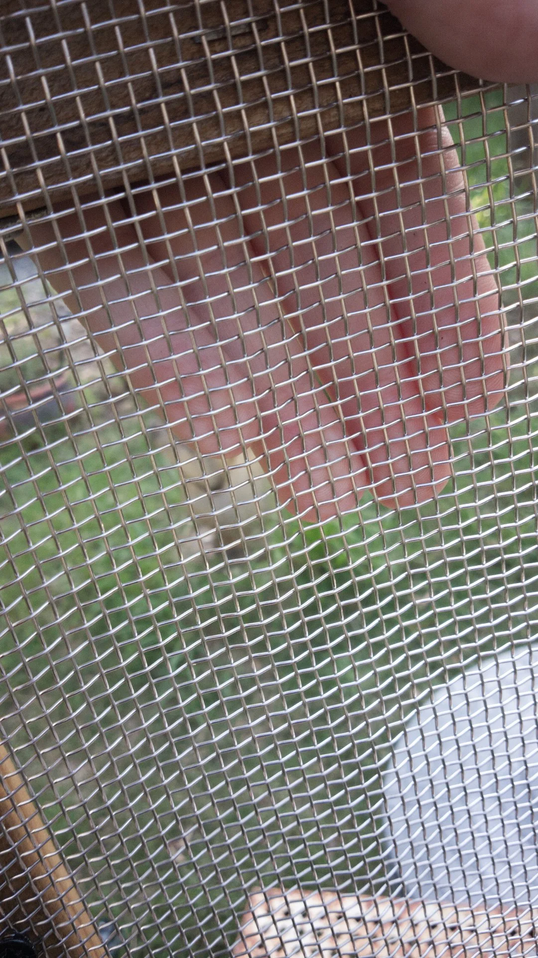 Close-up of stainless steel mesh used for the rebuilt bread tray fodder rack at T-Bone’s Place.