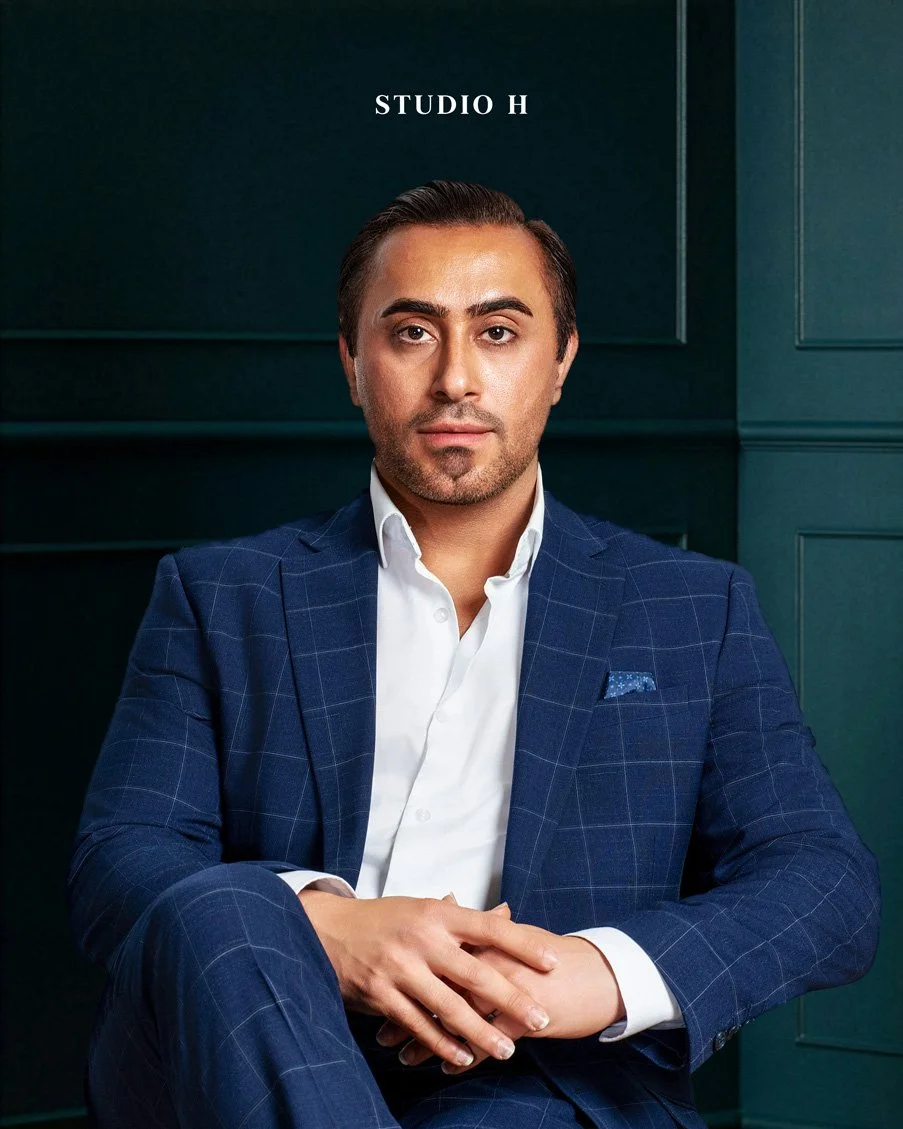 Professional corporate headshot of a business man in a suit, perfect for LinkedIn profile, taken in Melbourne CBD.