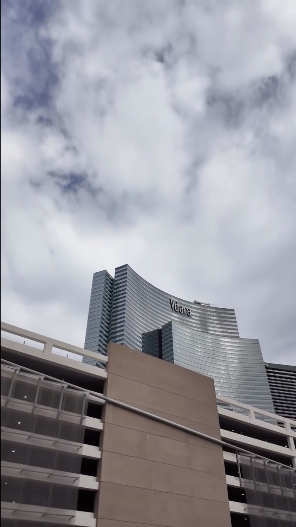 5 Days in Vegas: Behind the Lens with At The Moment Media