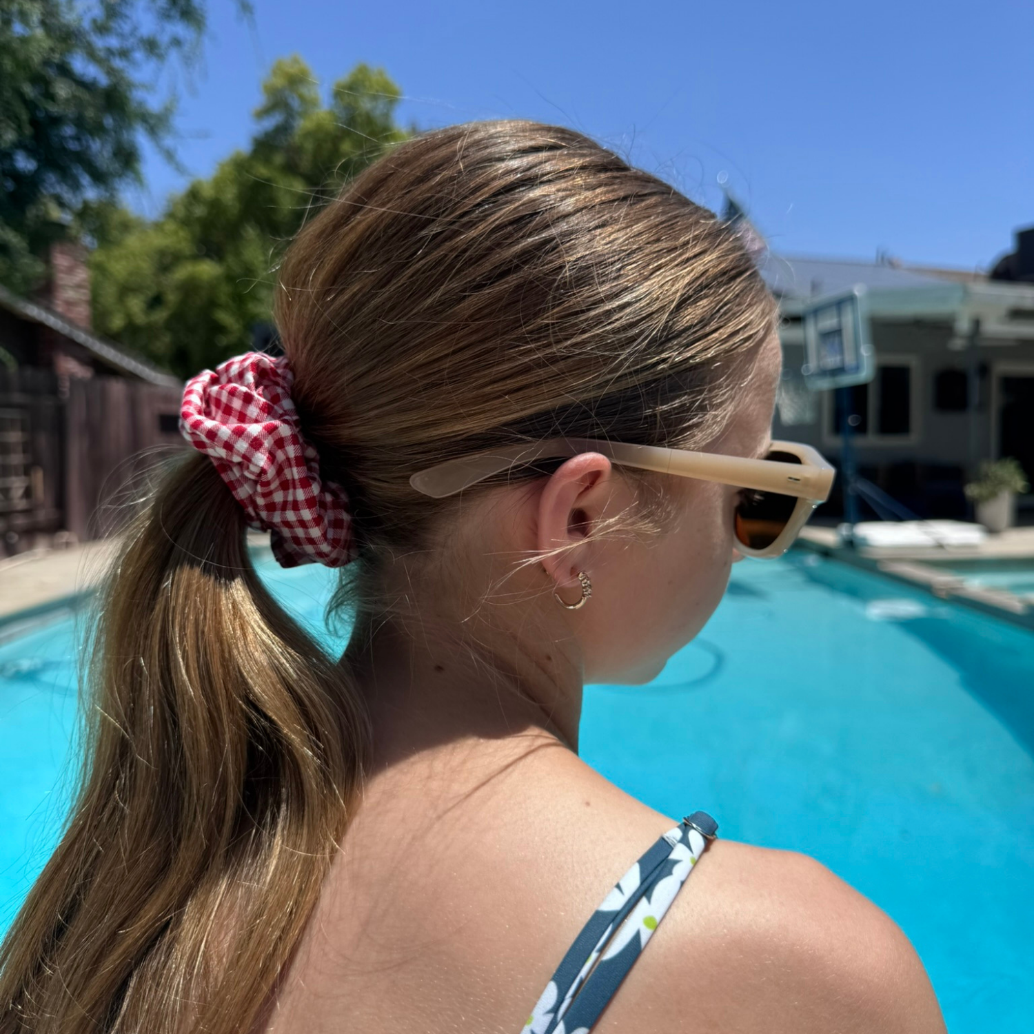 Picnic by the pool 11.png