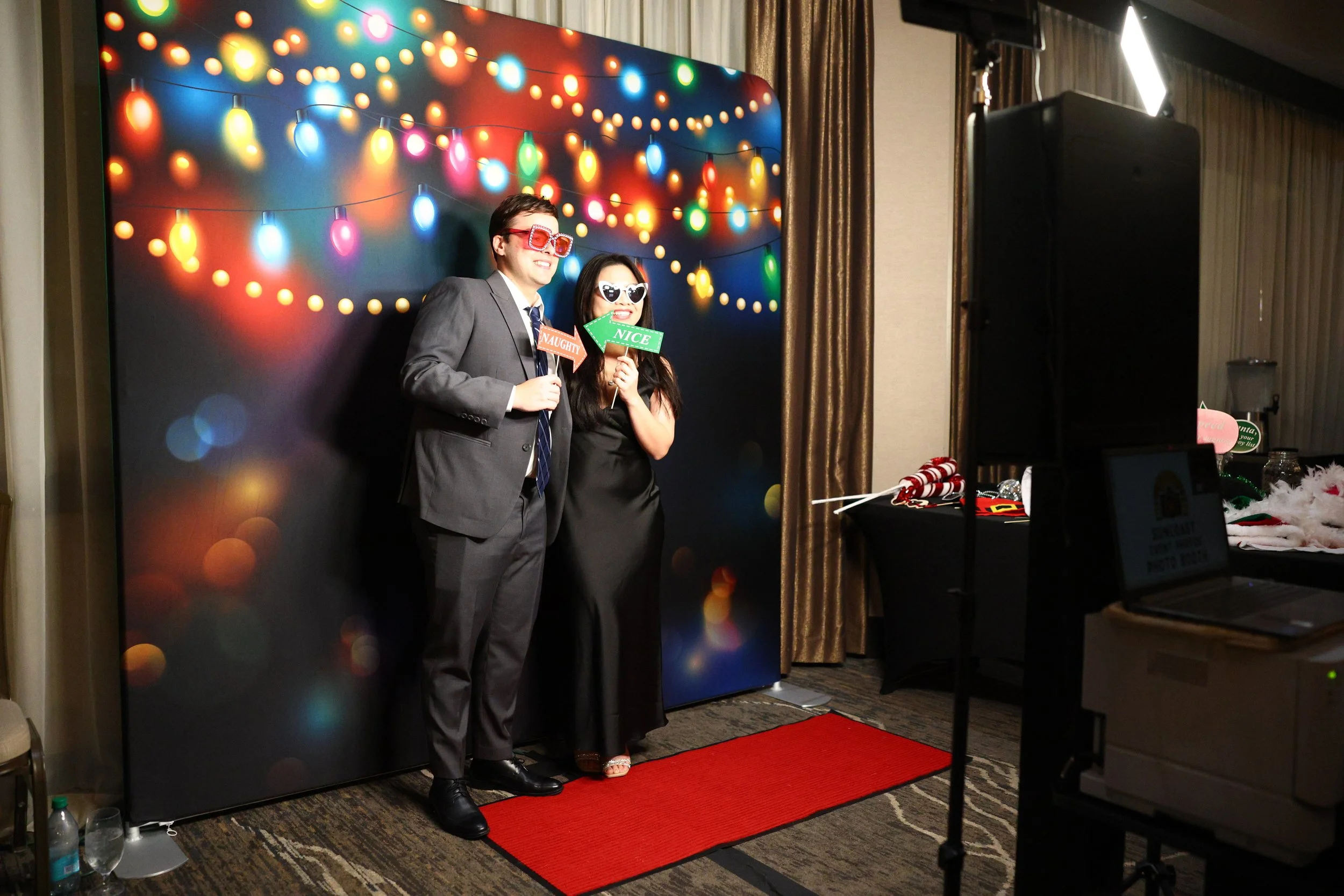 Our photo booth in Sarasota is perfect for corporate events, team parties, and networking gatherings, complete with custom backdrops and fun props.