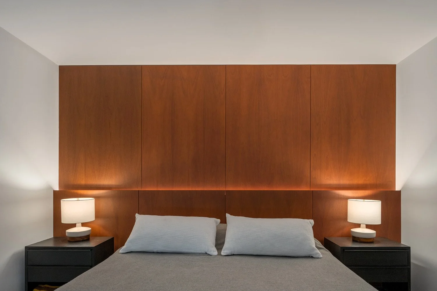 Twin-Cedars_Primary-Bedroom_DVP.jpg