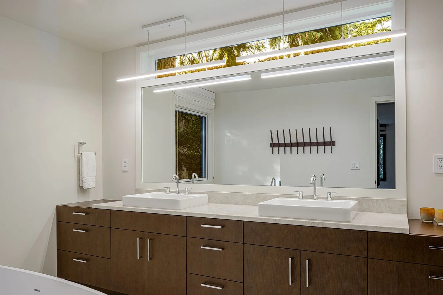 Greenbelt_Interior-Vanity.jpg