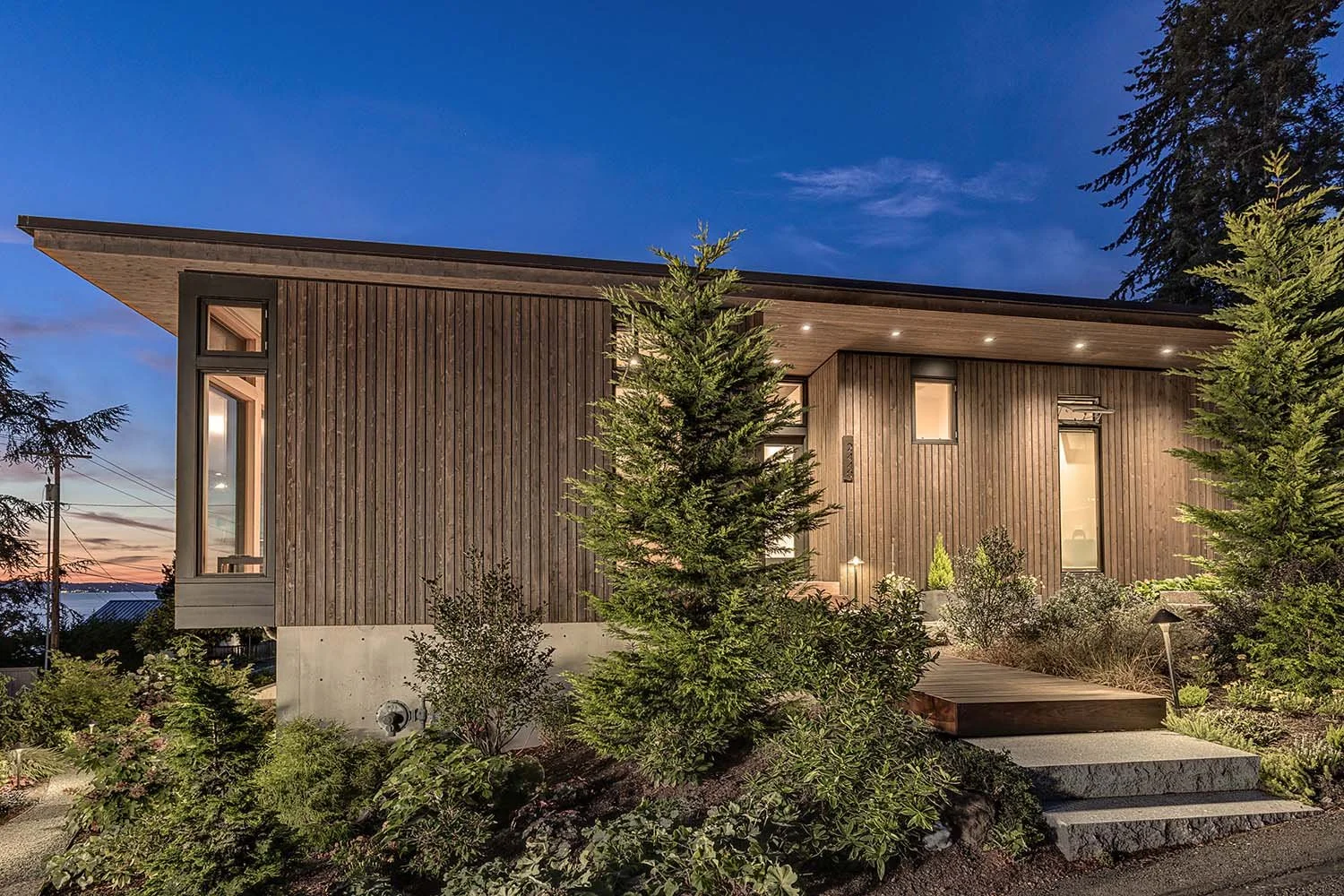 Killarney-Residence_South-Elevation-Twilight.jpg