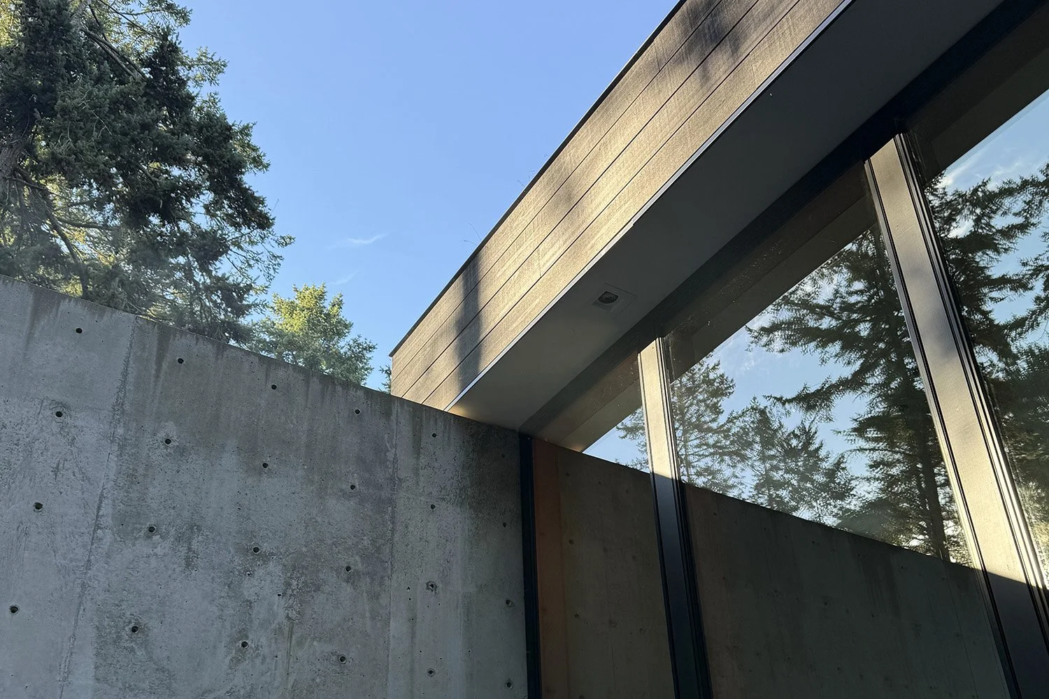 Daybreak_Exterior-Detail.jpg