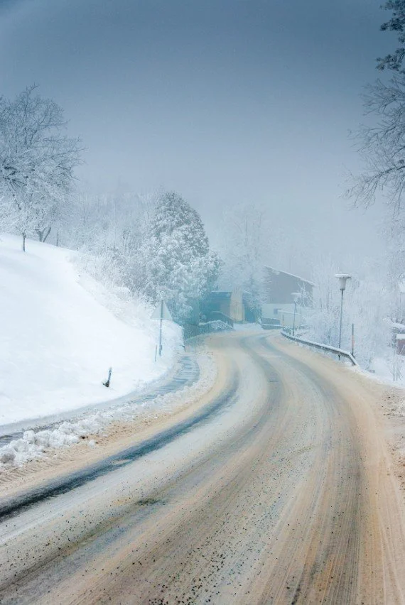 Executive Lens – Klarhed i ledelse, selv når omgivelserne er komplekse. Ét billede, ét fokus: strategisk ansvar i stedet for systemtænkning.