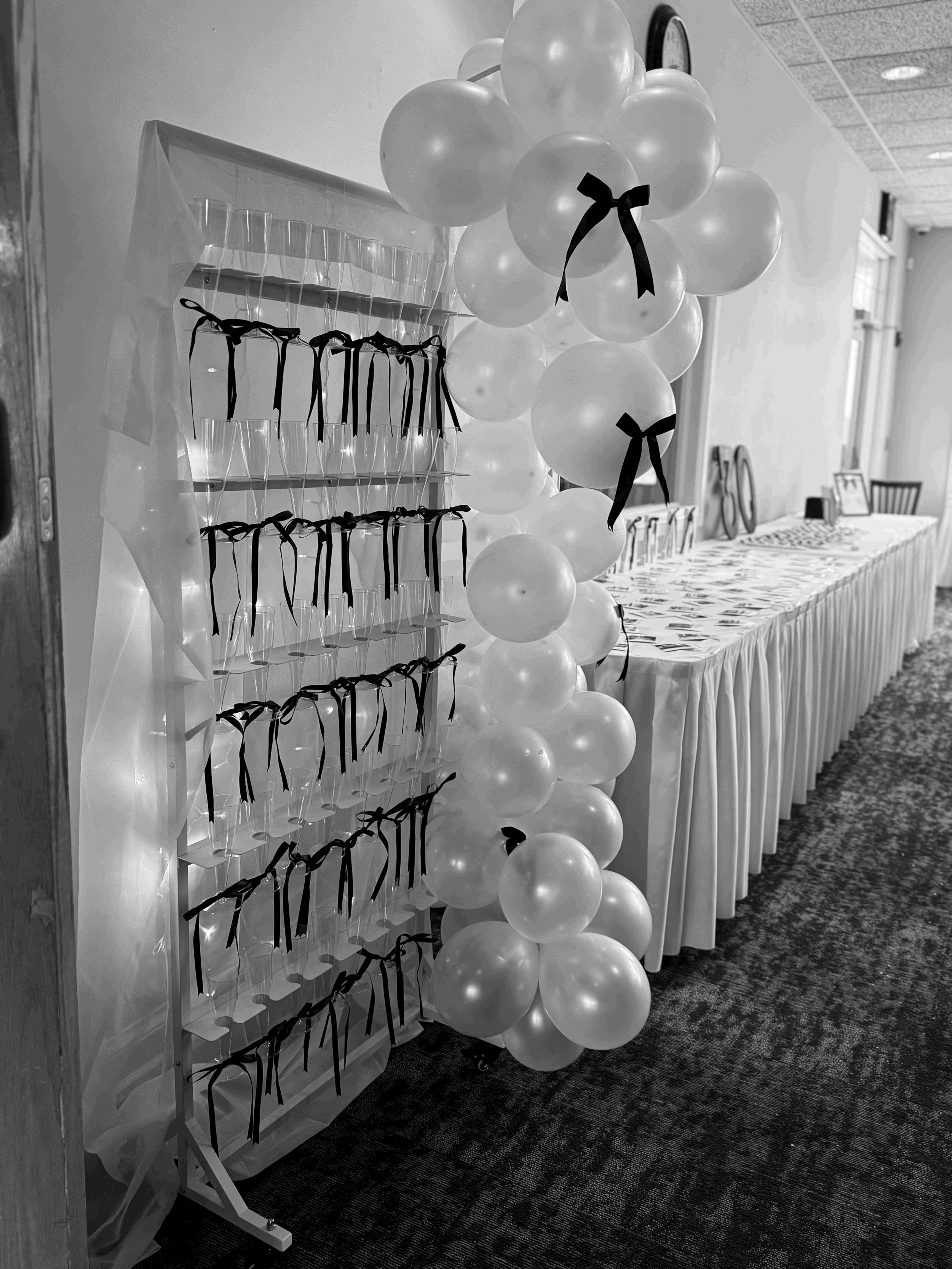 Champagne Wall (Holds 40 Glasses)