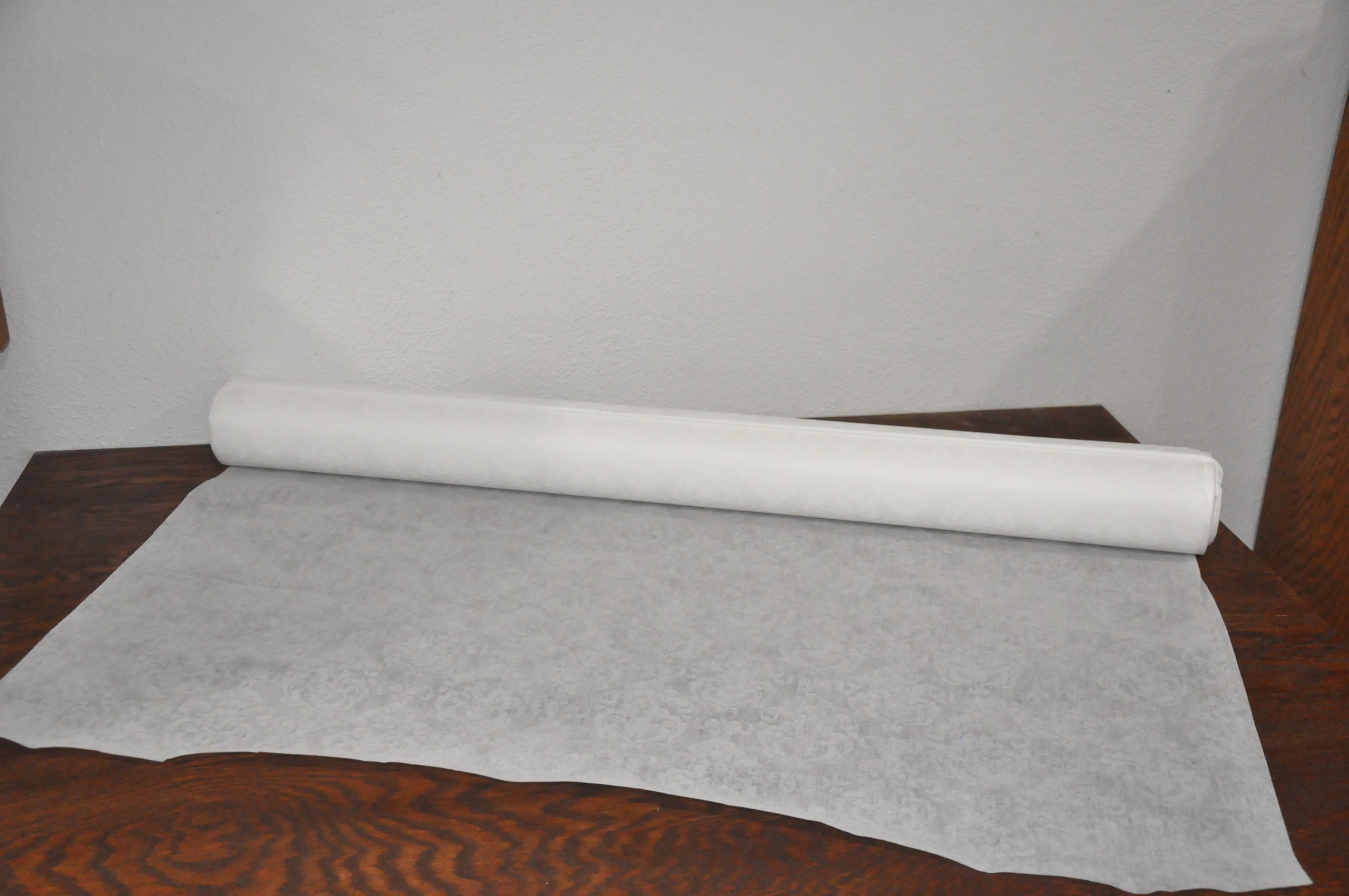 Embossed White Aisle Runner