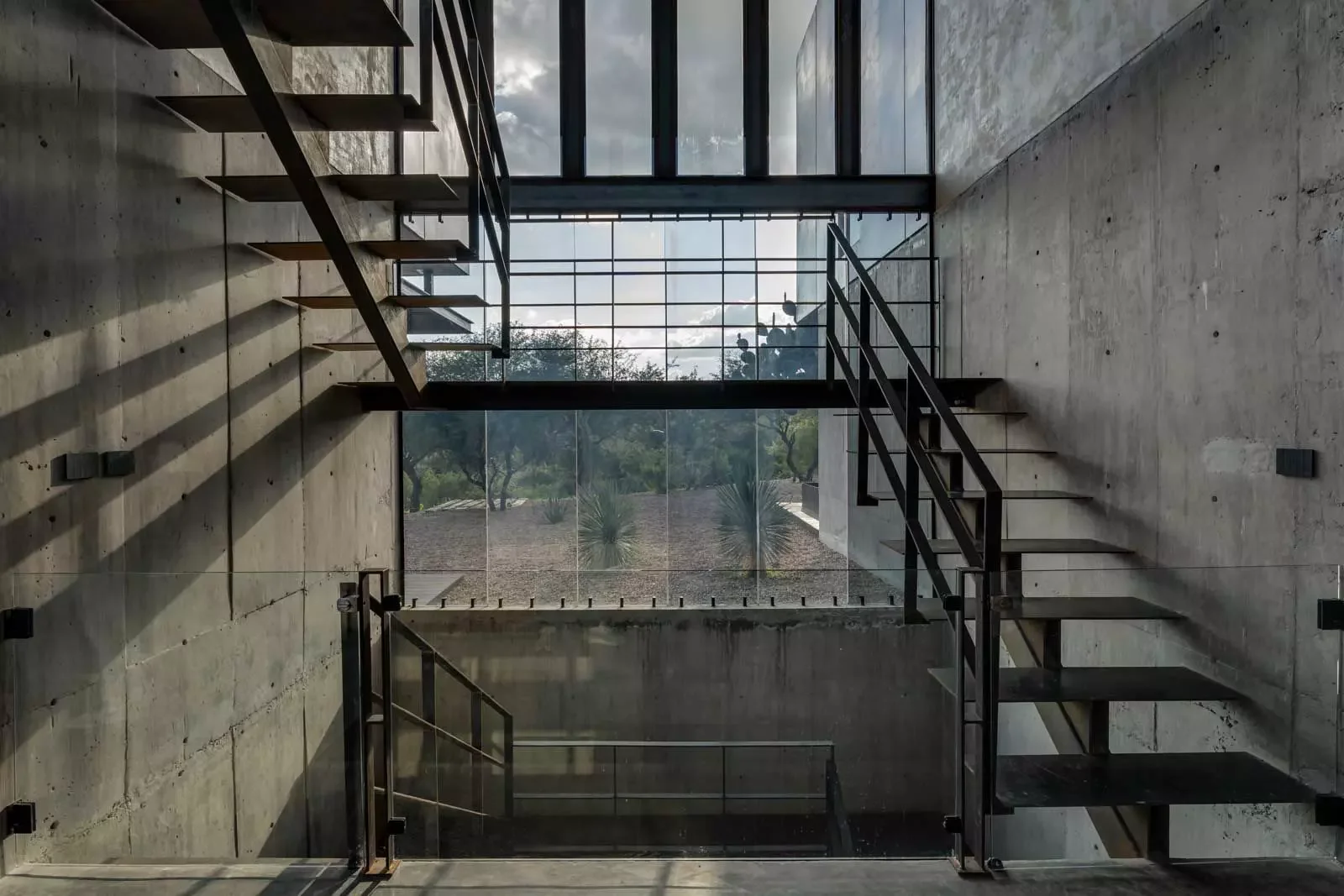 Casa Estrato Escaleras.webp