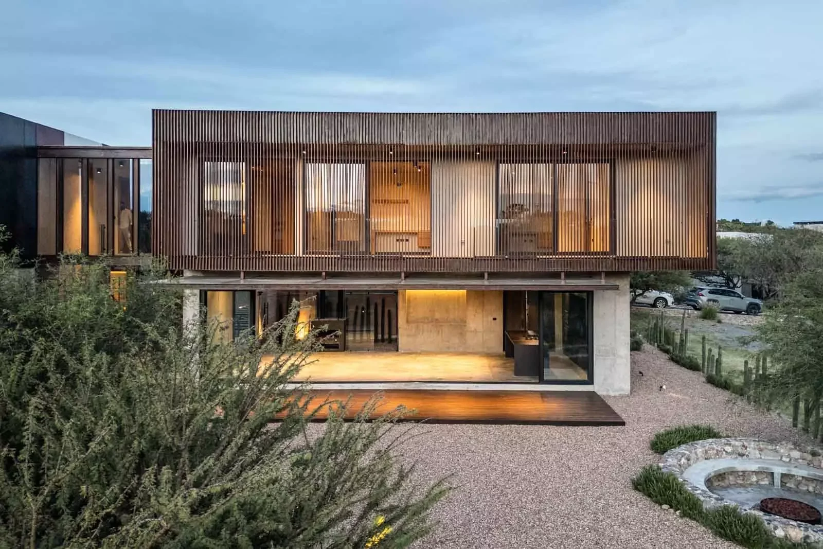 Casa Estrato Fachada 2.webp