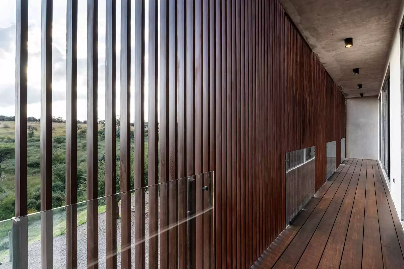 Casa Estrato Pasillo.webp