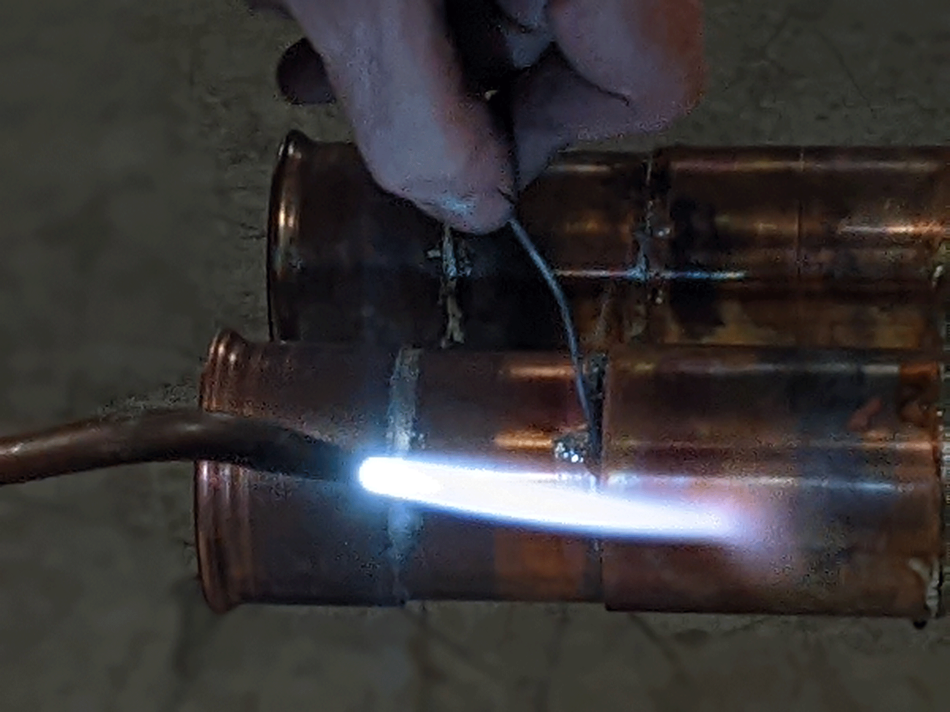 torching_1920.gif