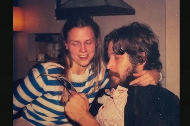 GREG IRONS: A PORTRAIT OF THE ARTIST 