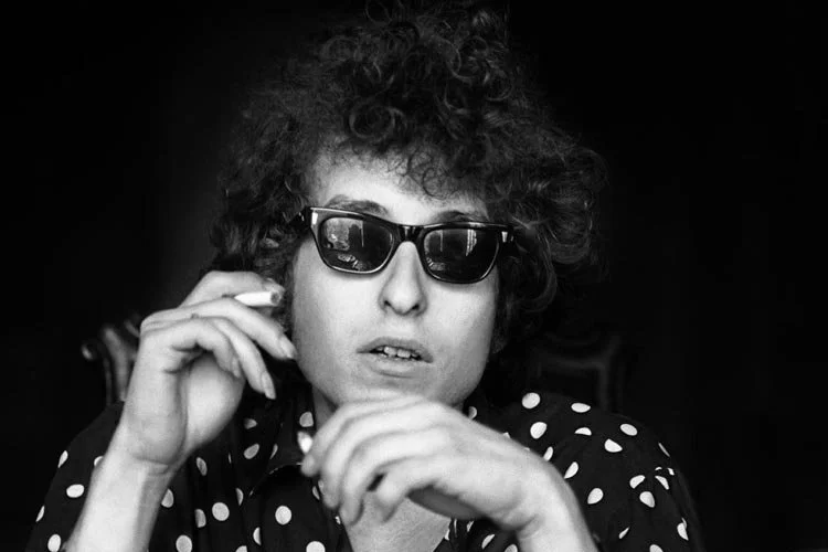 LISA LAW: CAPTURING THE SIXTIES AND BEYOND WITH HER TRUTH-TELLING CAMERA 