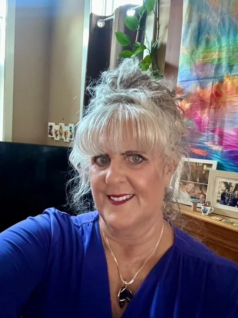 Intuitive Readings from the Akashic Field with Theri at Divine Time