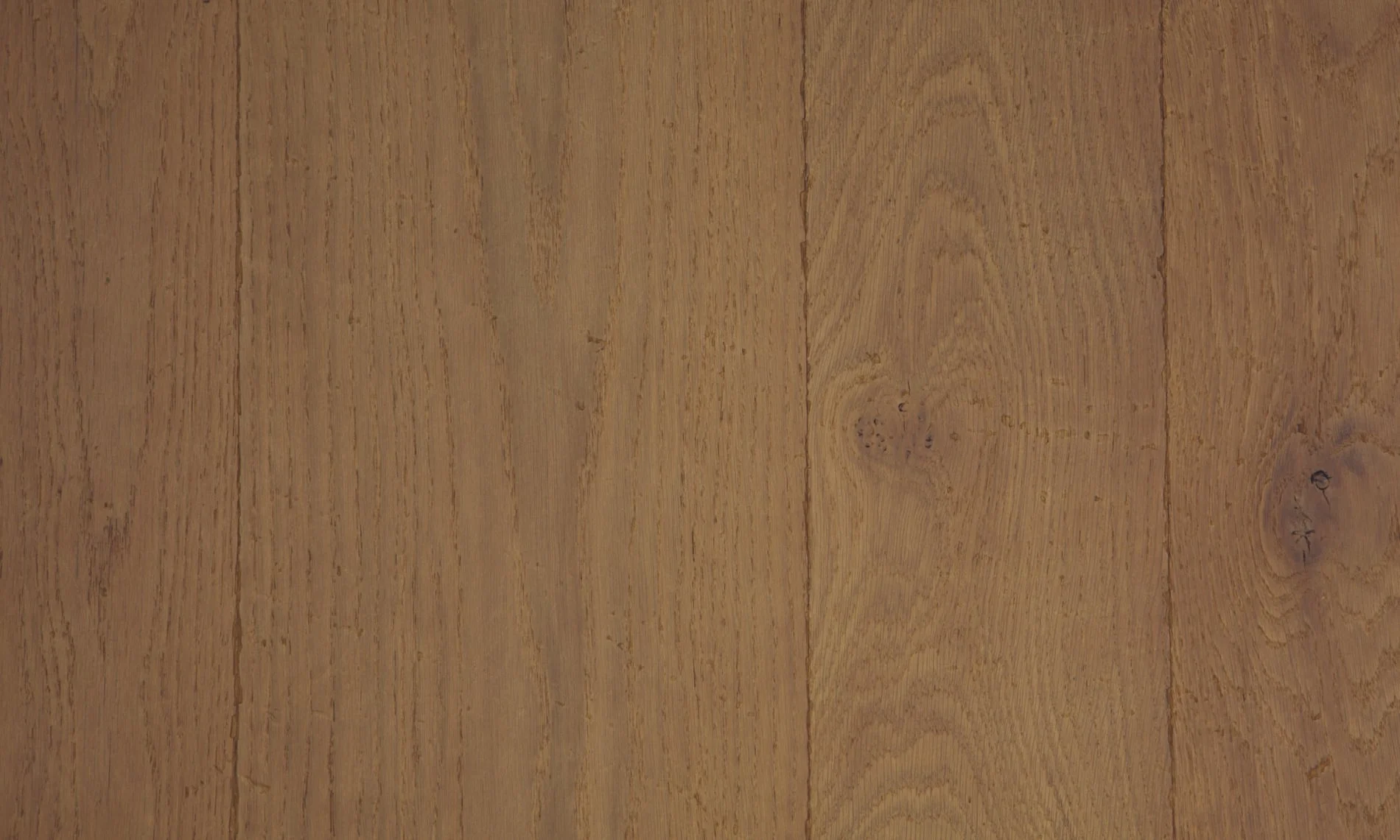 Superficie de madera con vetas y nudos