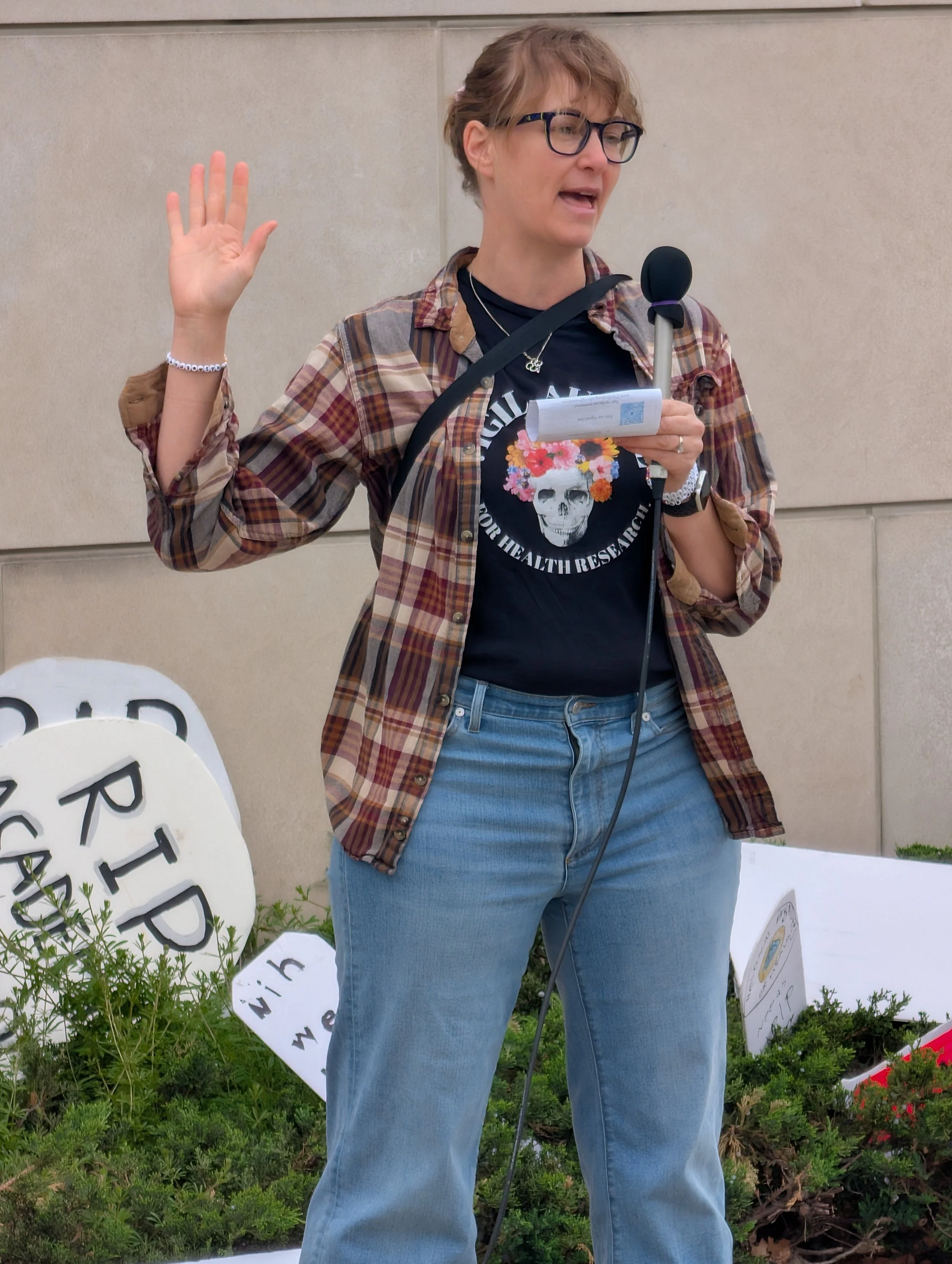 The vigil emcee administering the Oath of Office