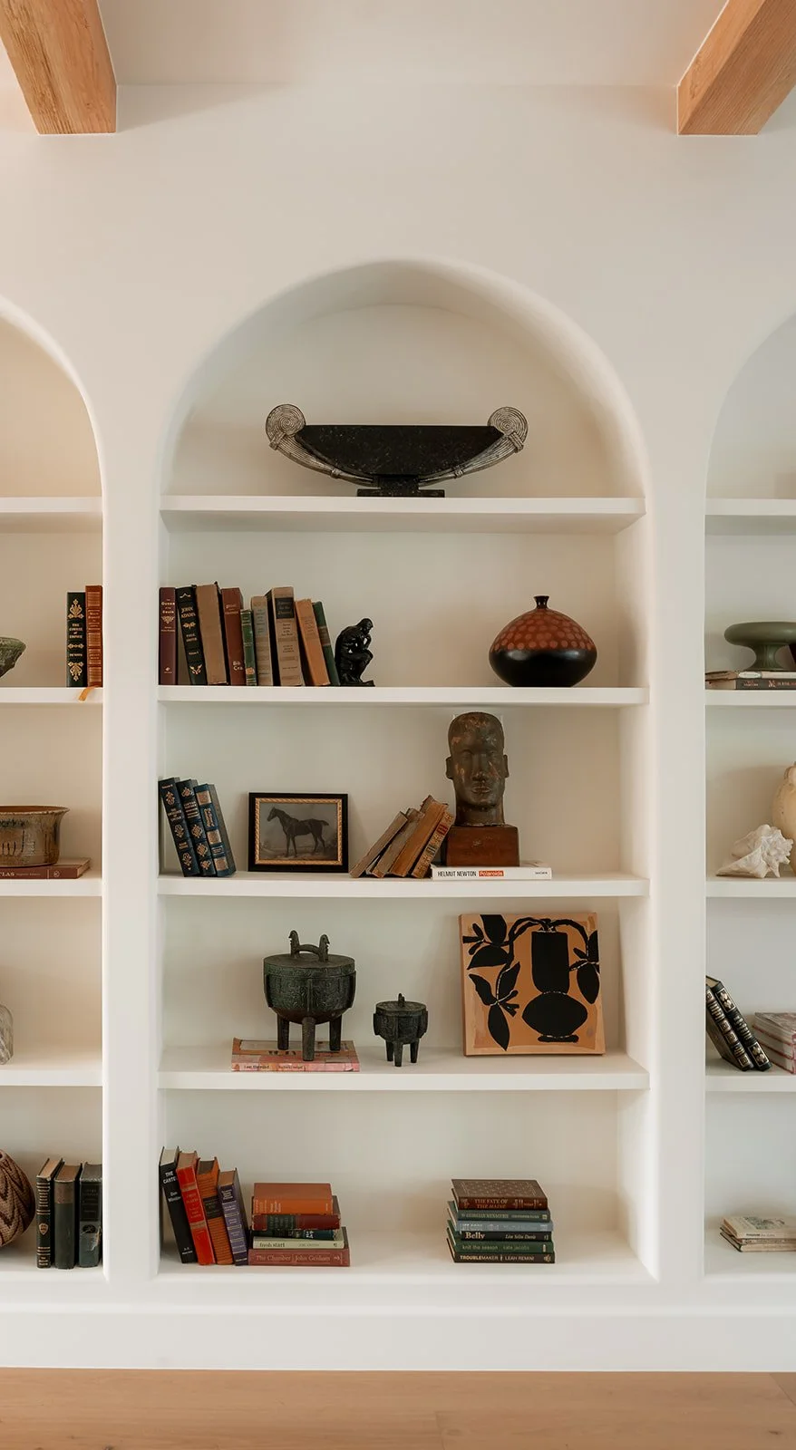 Glyndon, Venice · Spatial Planning · Art Curation & Placement · Decor Selection · Styling