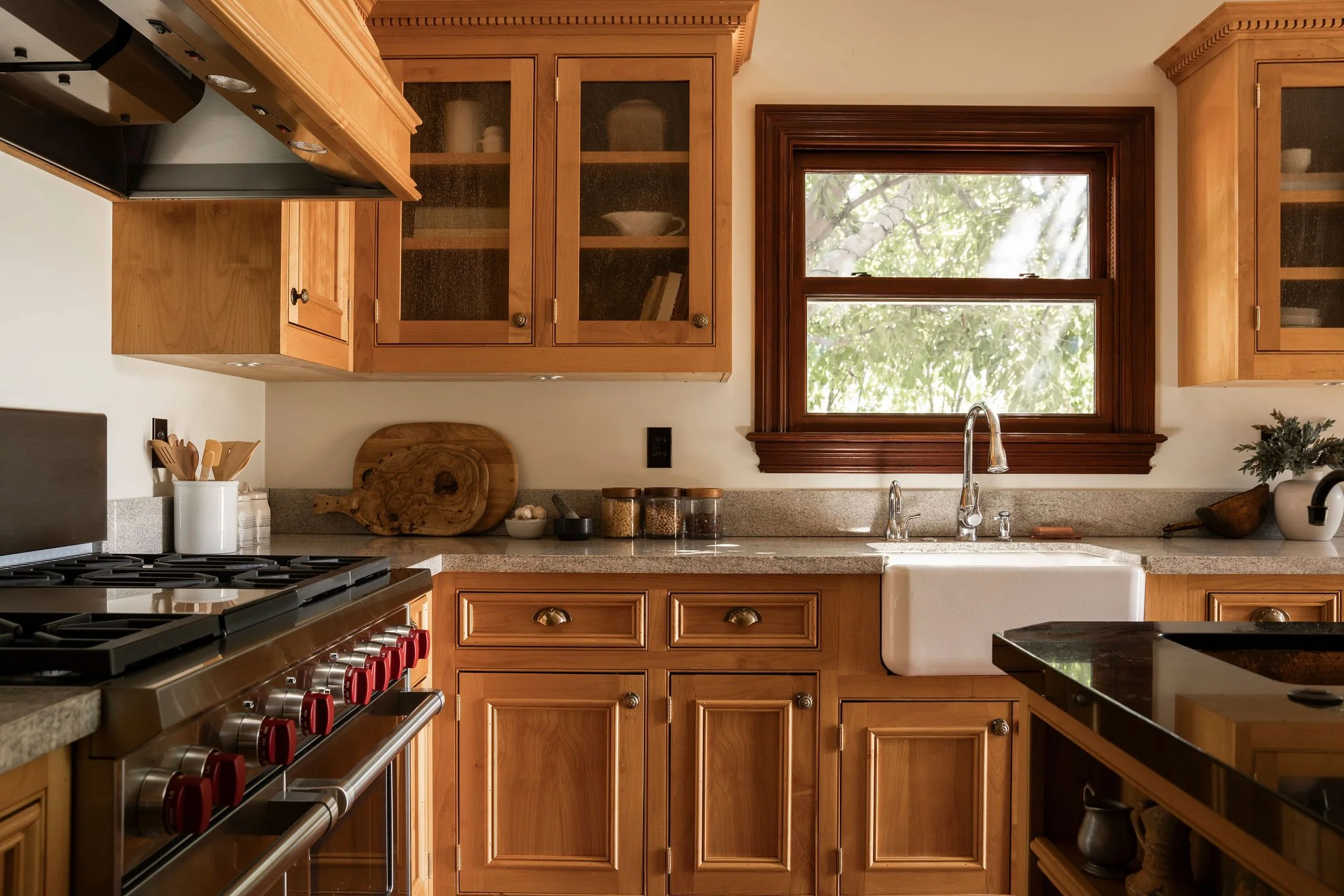 Los Robles, Pasadena · Spatial Planning · Art Curation & Placement · Decor Selection · Styling