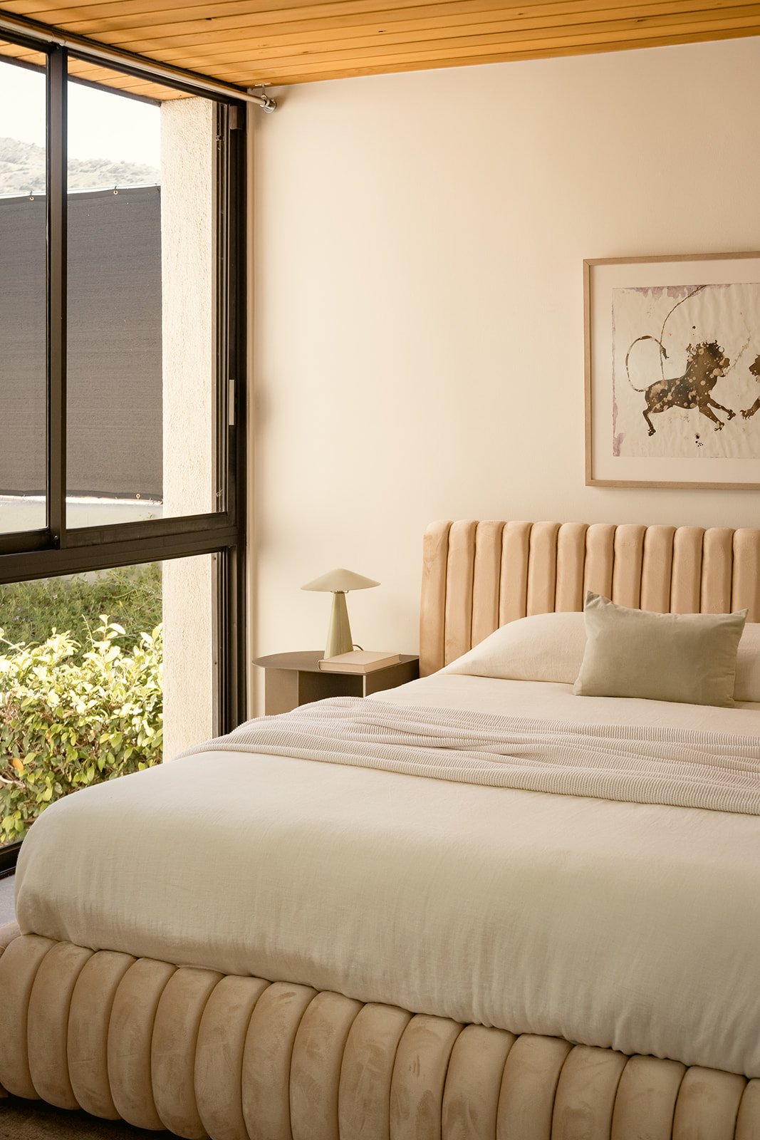 Hobart, Los Feliz · Spatial Planning · Art Curation & Placement · Decor Selection · Styling
