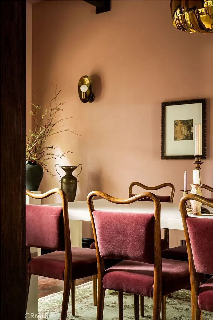 Raymond, Pasadena · Spatial Planning · Art Curation & Placement · Decor Selection · Styling
