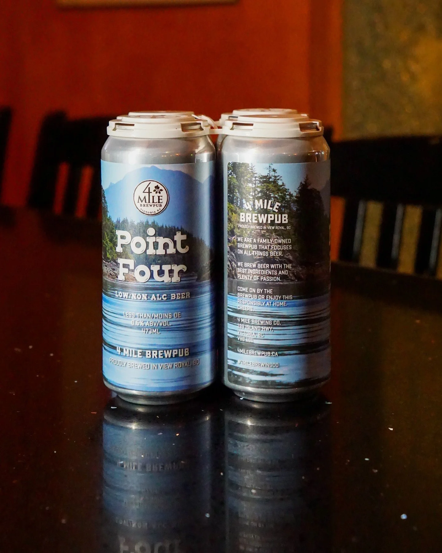 Our Non-Alc Regular Brew is now officially available in cans!

Prefer it fresh? Both Regular and Mandarin are still pouring on draft.

Swing by the Sports Bar for all your off sales!