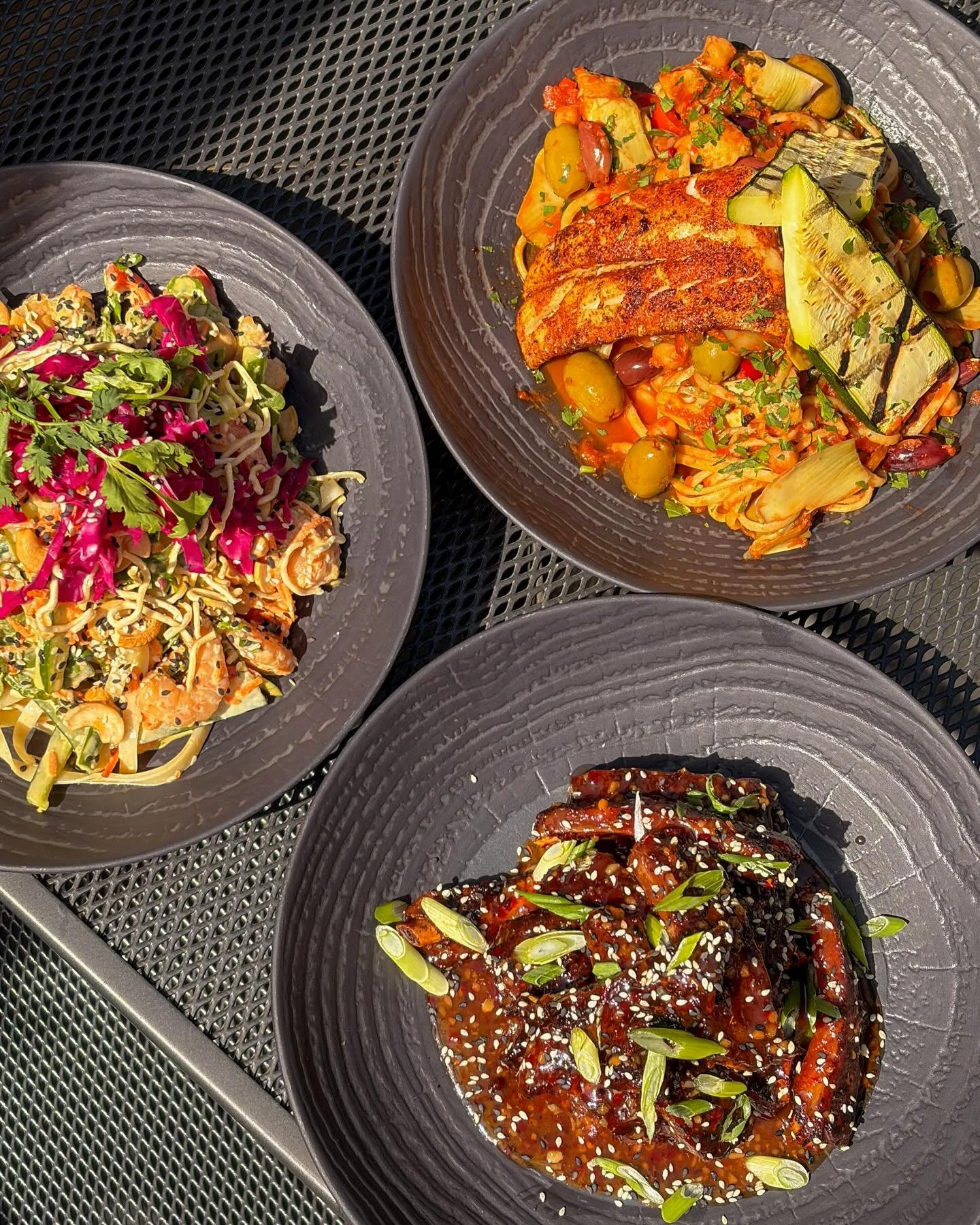 Our new fresh sheet is live and simply irresistible

Sweet &amp; Smokey Rib Fingers
House-smoked pork back ribs, tossed in a sticky Thai honey garlic sauce, finished with sesame seeds

Chilled Shrimp &amp; Rice Noodle Salad
Tahini vinaigrette, pickle