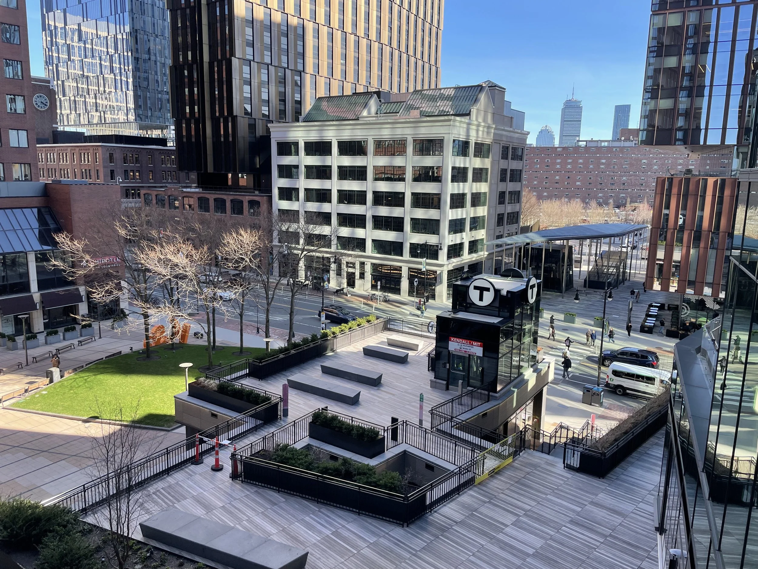 Photo of the Kendall Square MBTA Headhouse