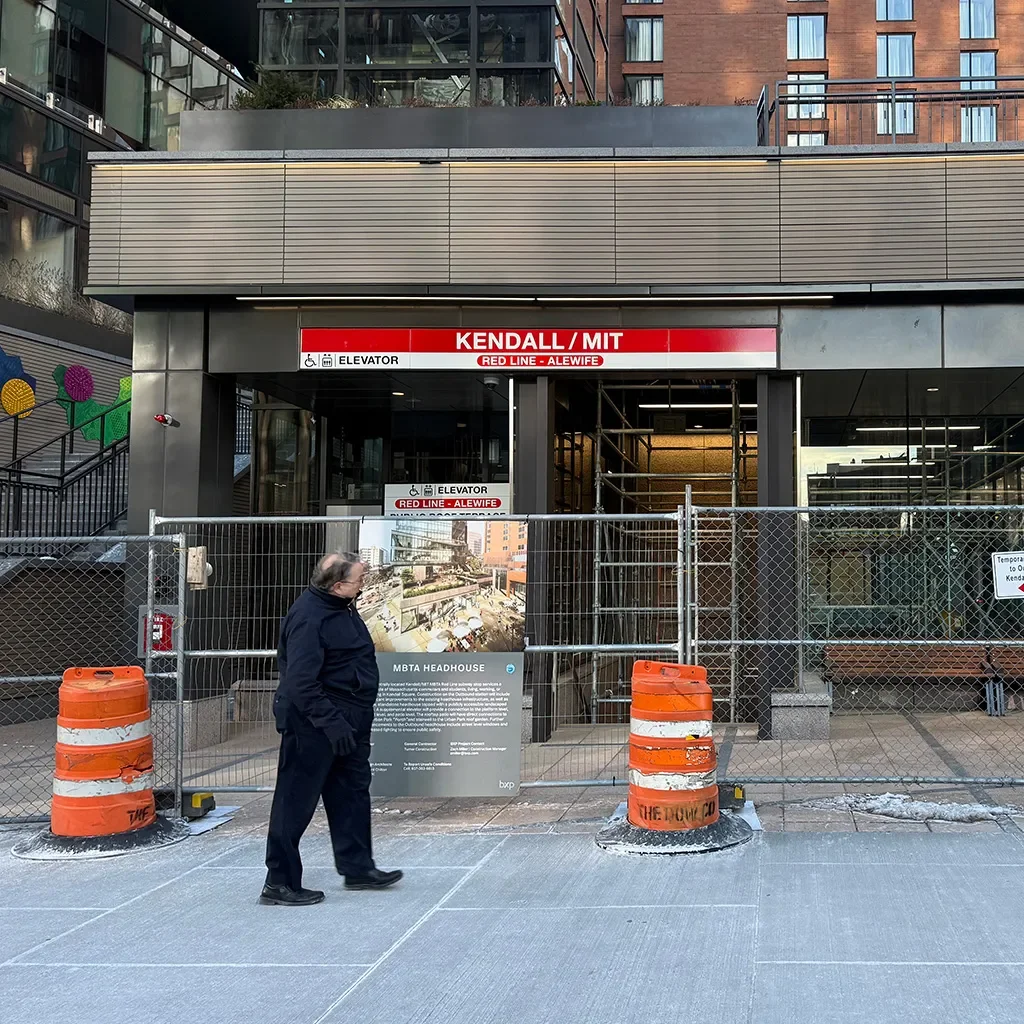 Renovated outbound Kendall/MIT headhouse reopens Monday