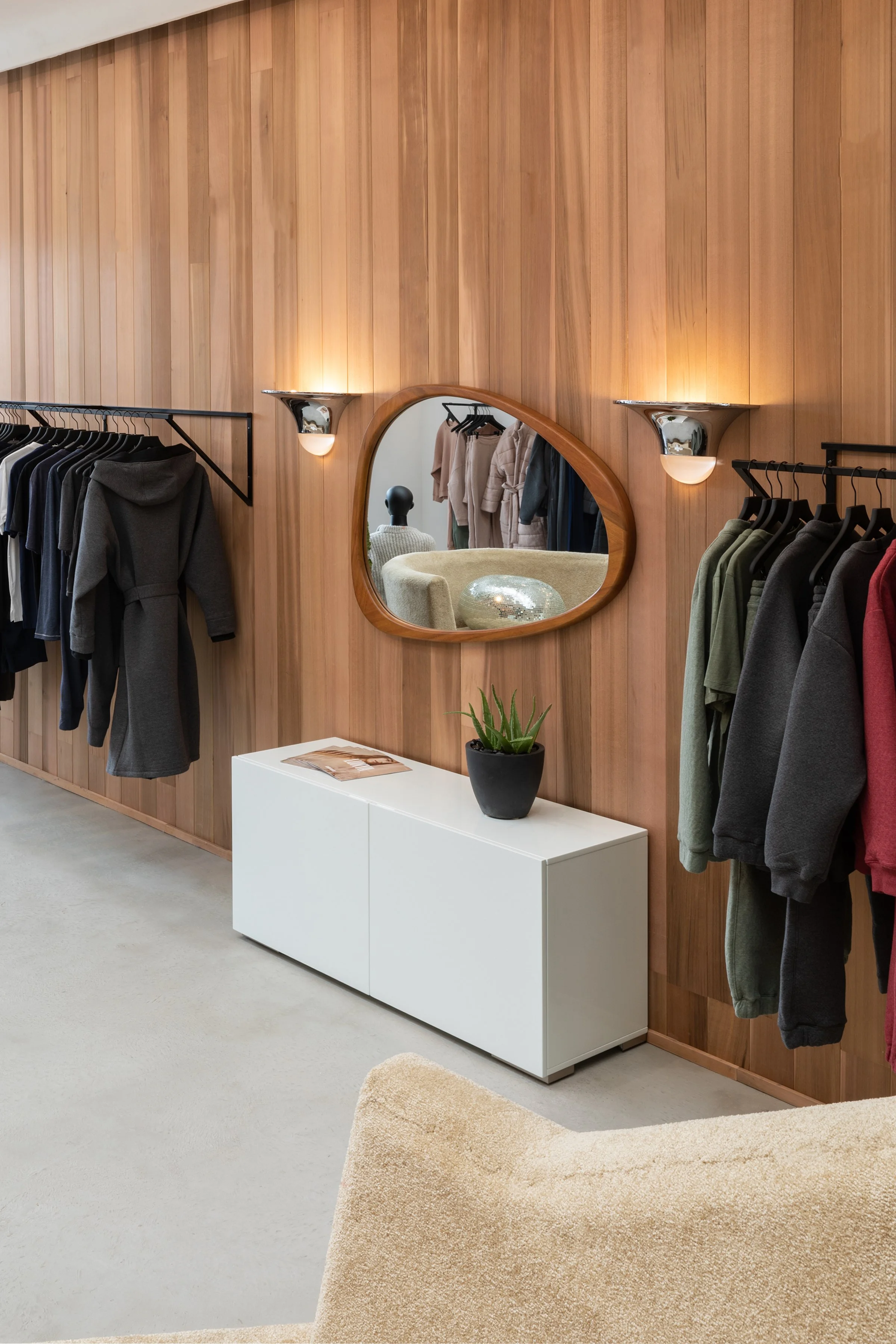 Lunya Melrose Place (3).jpg