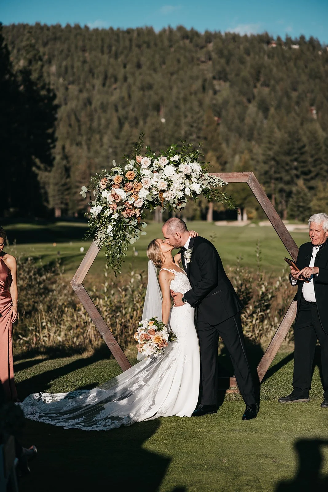 Everything to Do After Getting Engaged: A Modern Bride’s Guide for LA, Lake Tahoe &amp; Northern California Weddings