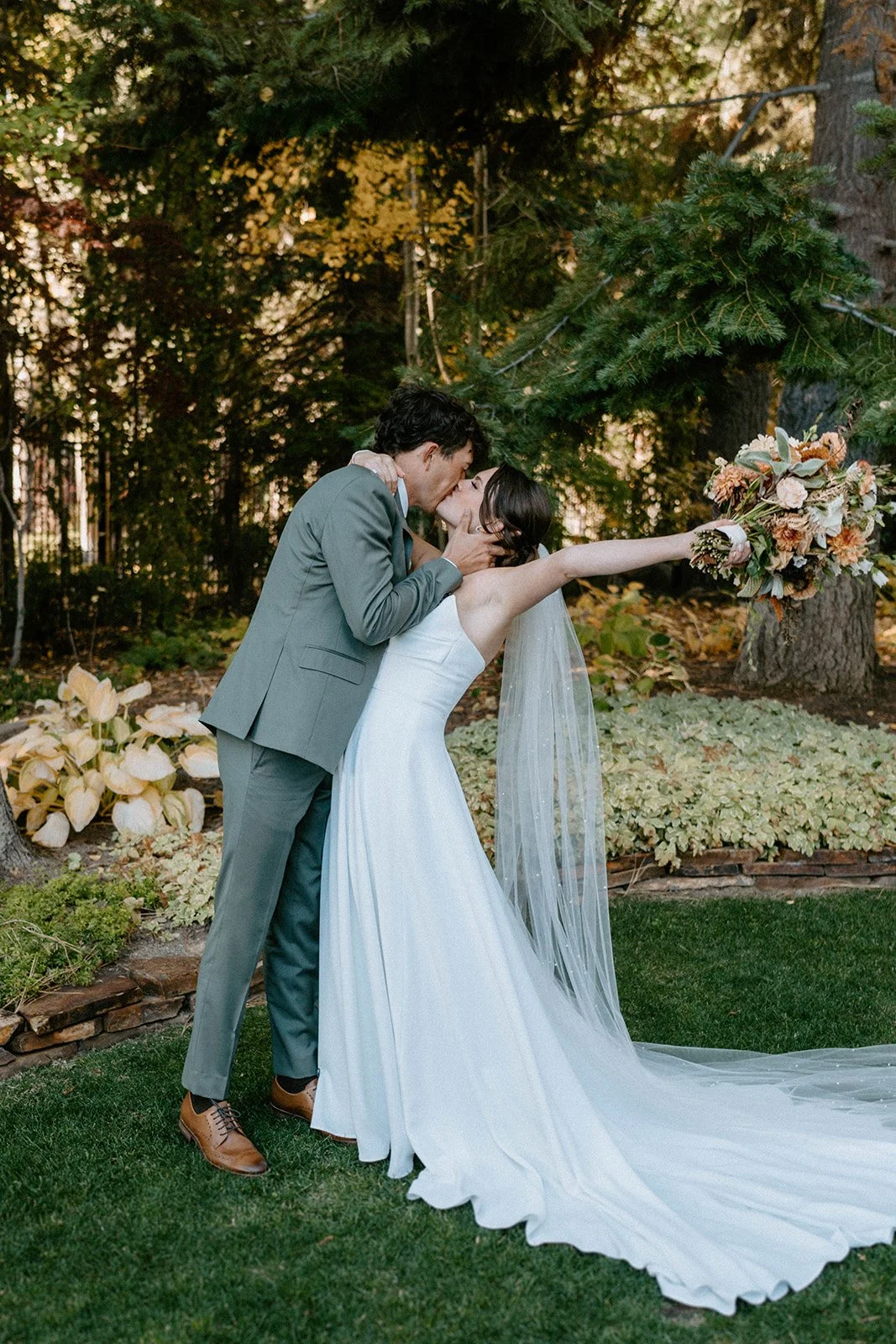 Fall Wedding Season Is Almost Here: Why Brides Across Lake Tahoe, Northern California &amp; Nevada Are Booking On-Site Hair &amp; Makeup Early