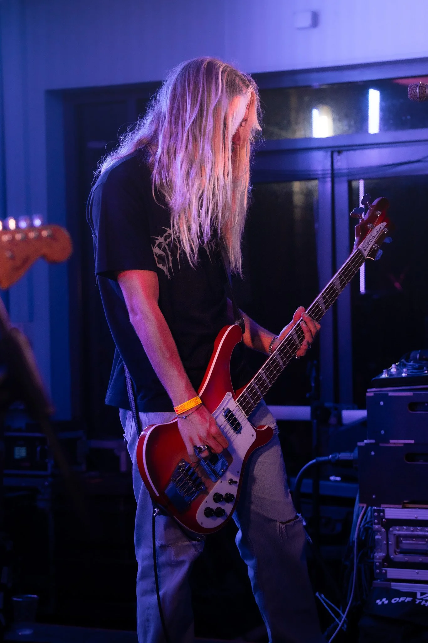 headsend-2-2.jpg
