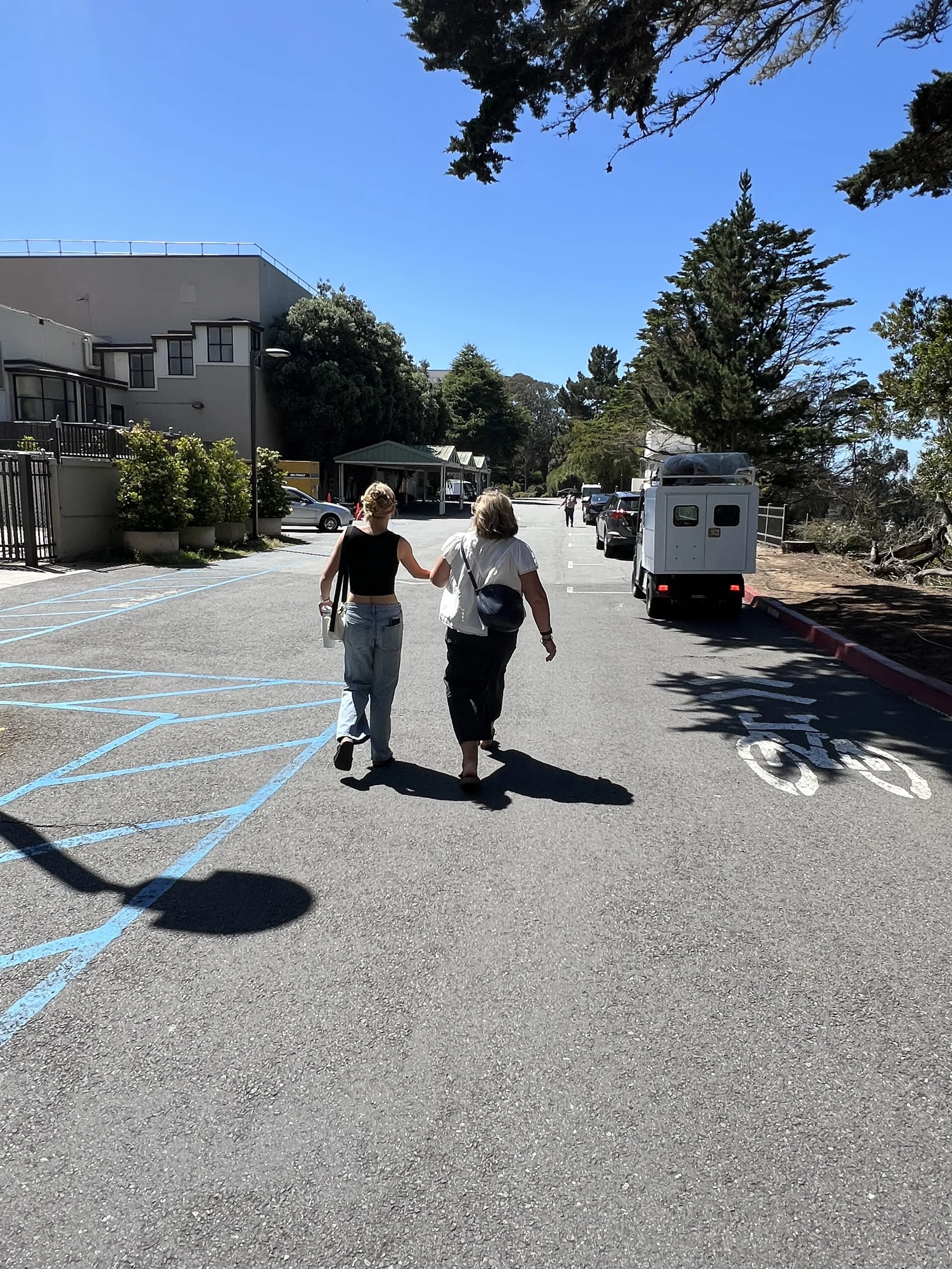 “Navigating Spring Break With Your College Kid: How to Reconnect Without Over-Parenting”