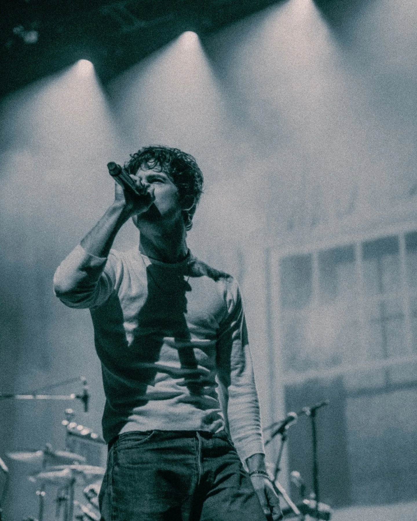 Wallows for Unraveled Edit #tbt

.
#wallows #dylanminnettefans #dylanminnette #livemusic #concert #photography