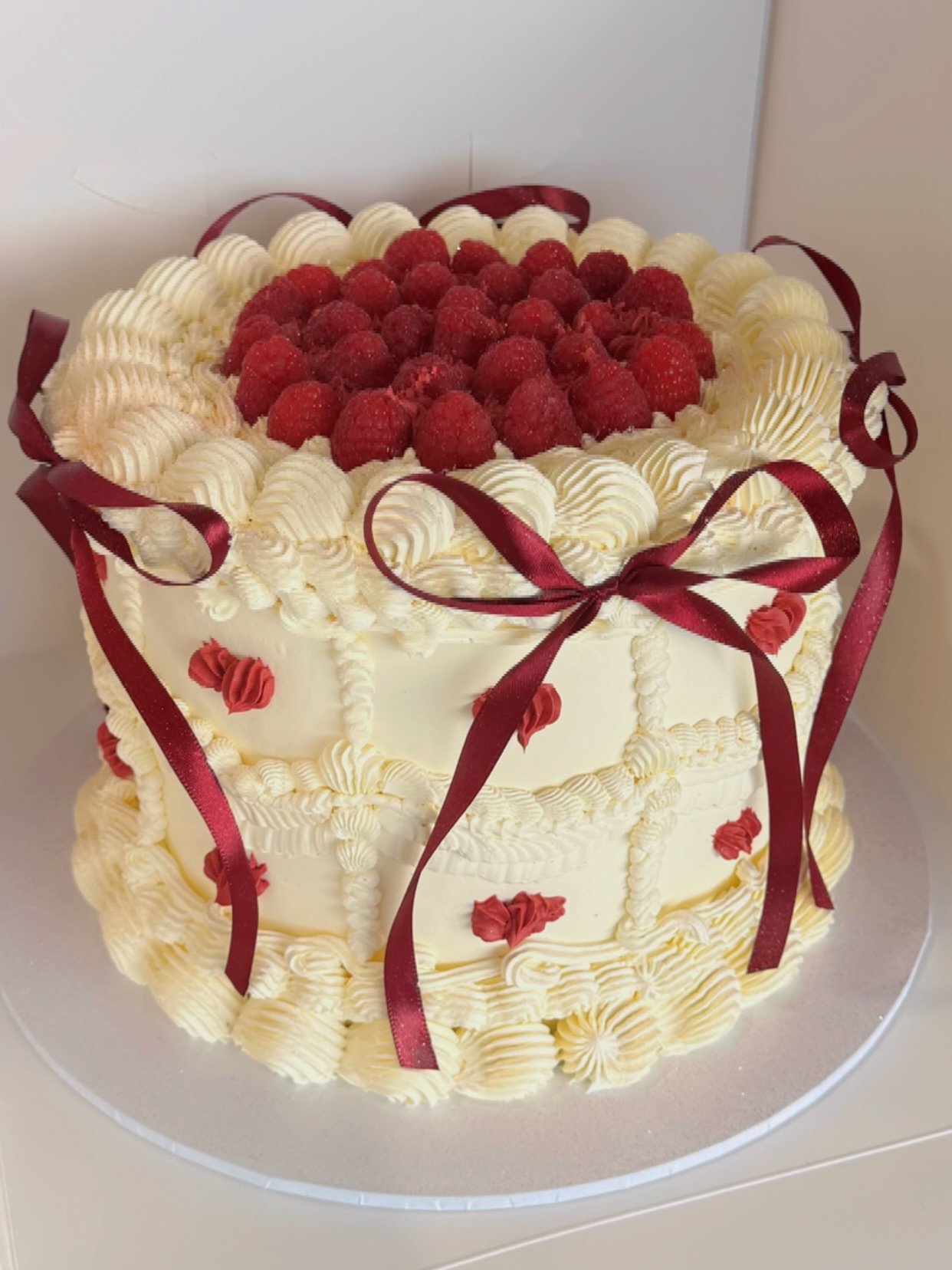 10th year anniversary cake 🎂 ✨

Dobosh cake 🍫
@greucarmen25.cismas 

📍Bahrs scrub | pre order now 

#10thAnniversary #AnniversaryCake #BahrsScrub
#QueenslandBaker #cakes