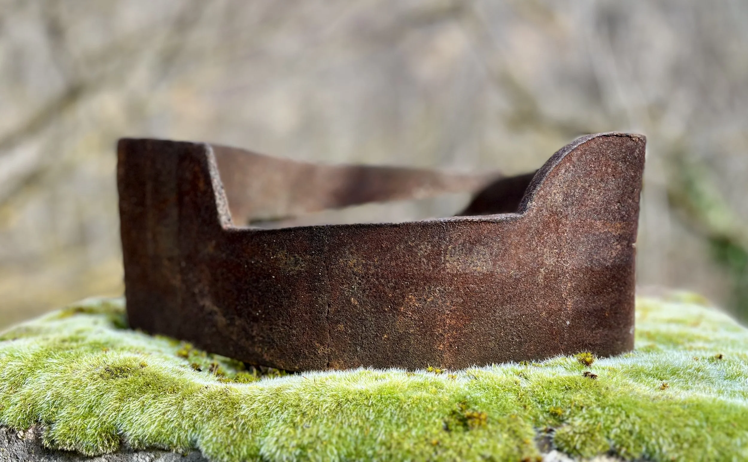 Sepia (2019) | Hierro | 37 X 35 X 14 cm