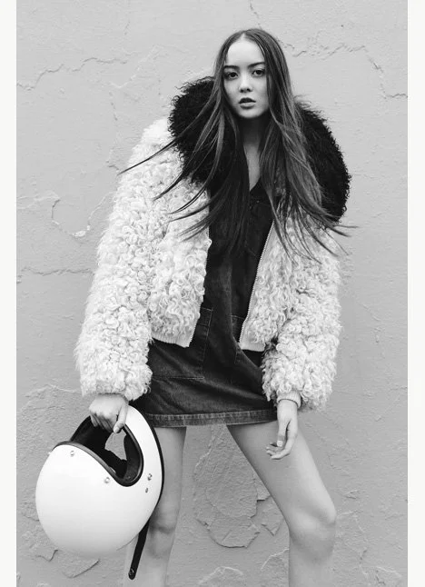 Copy of Lara-Park-8C9B8028-bw2-bg.jpg