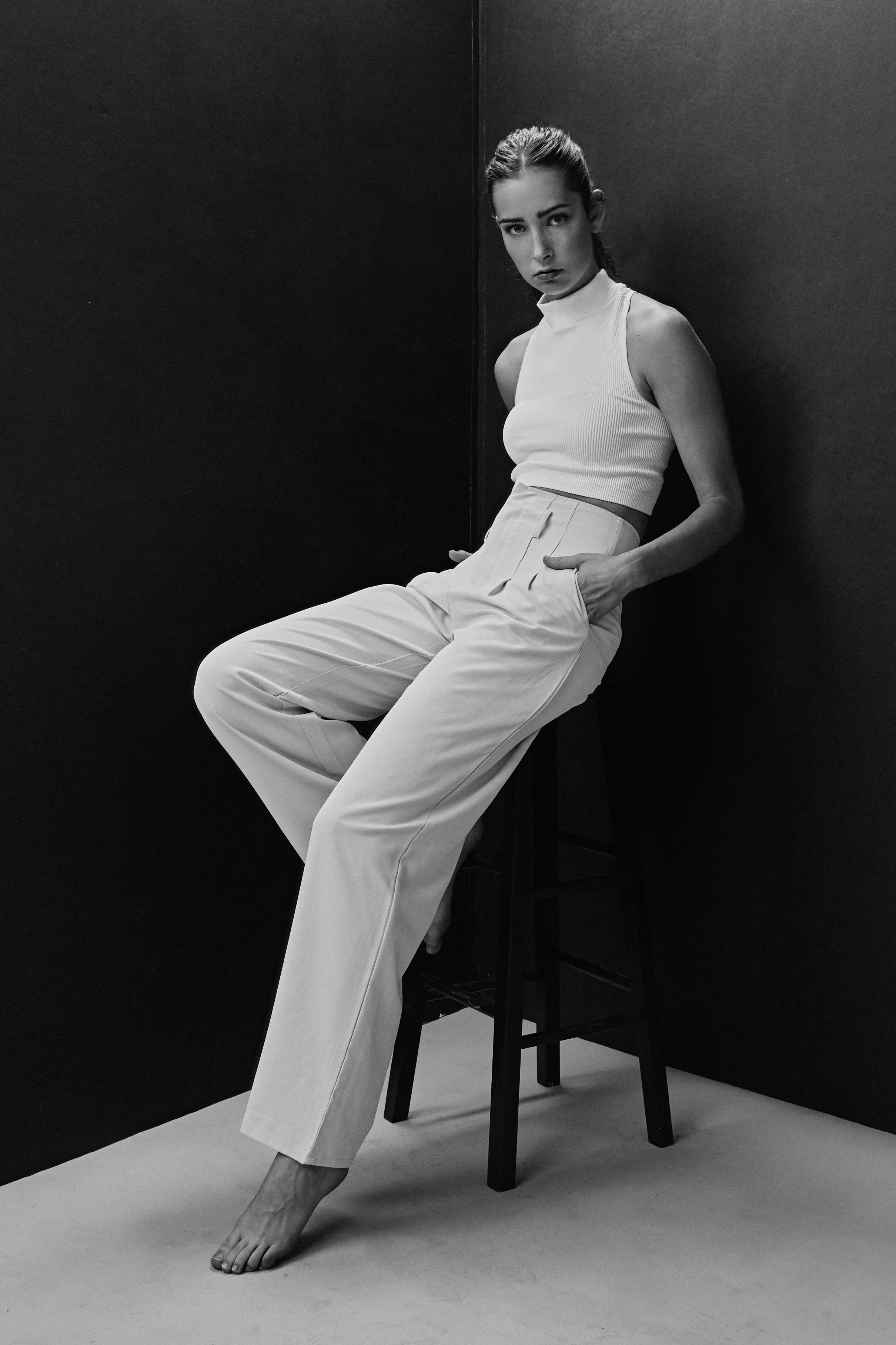 Bella Gray166679 1.jpg