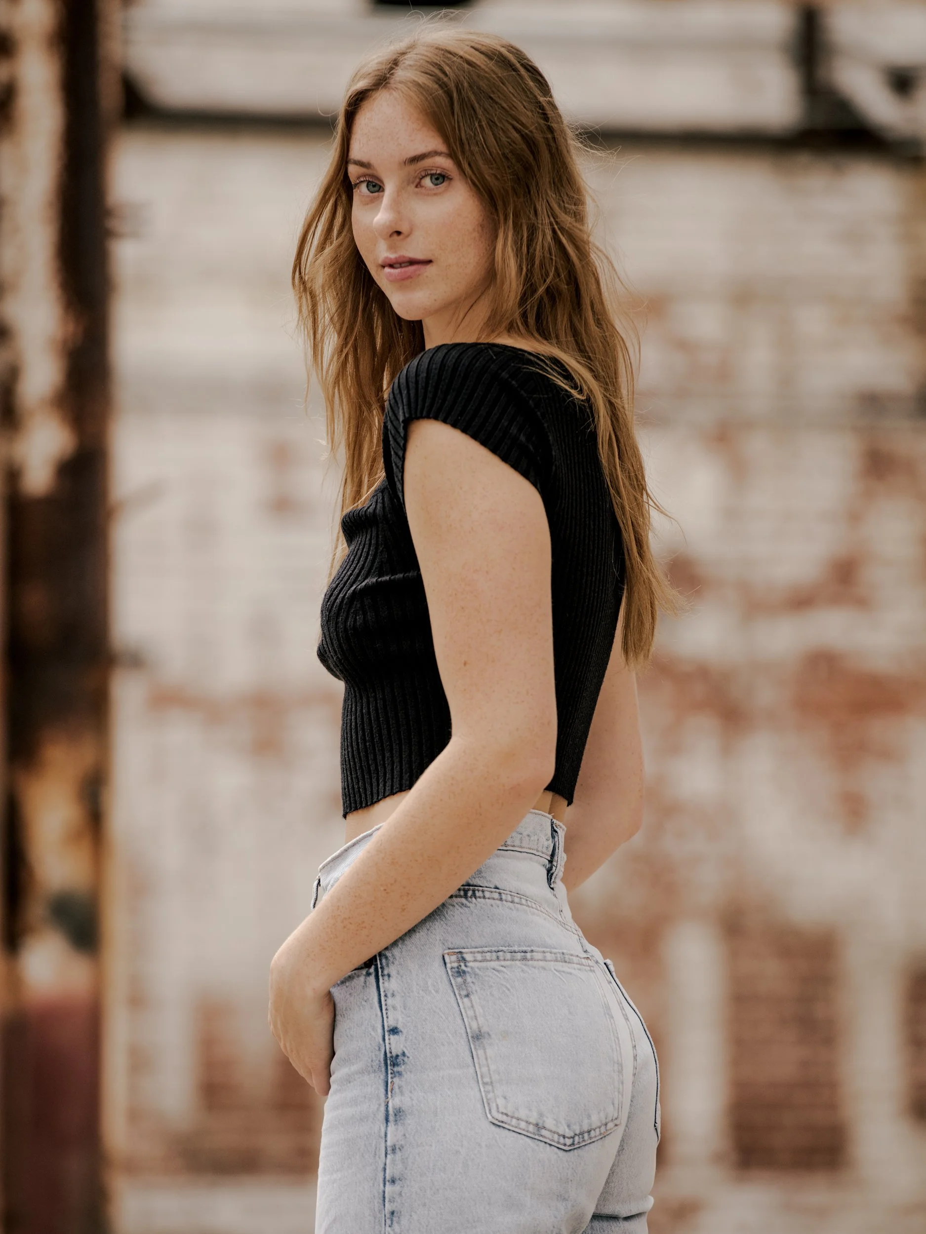 ANGELABUSHORE-TONYLI-20221104-0024.jpg