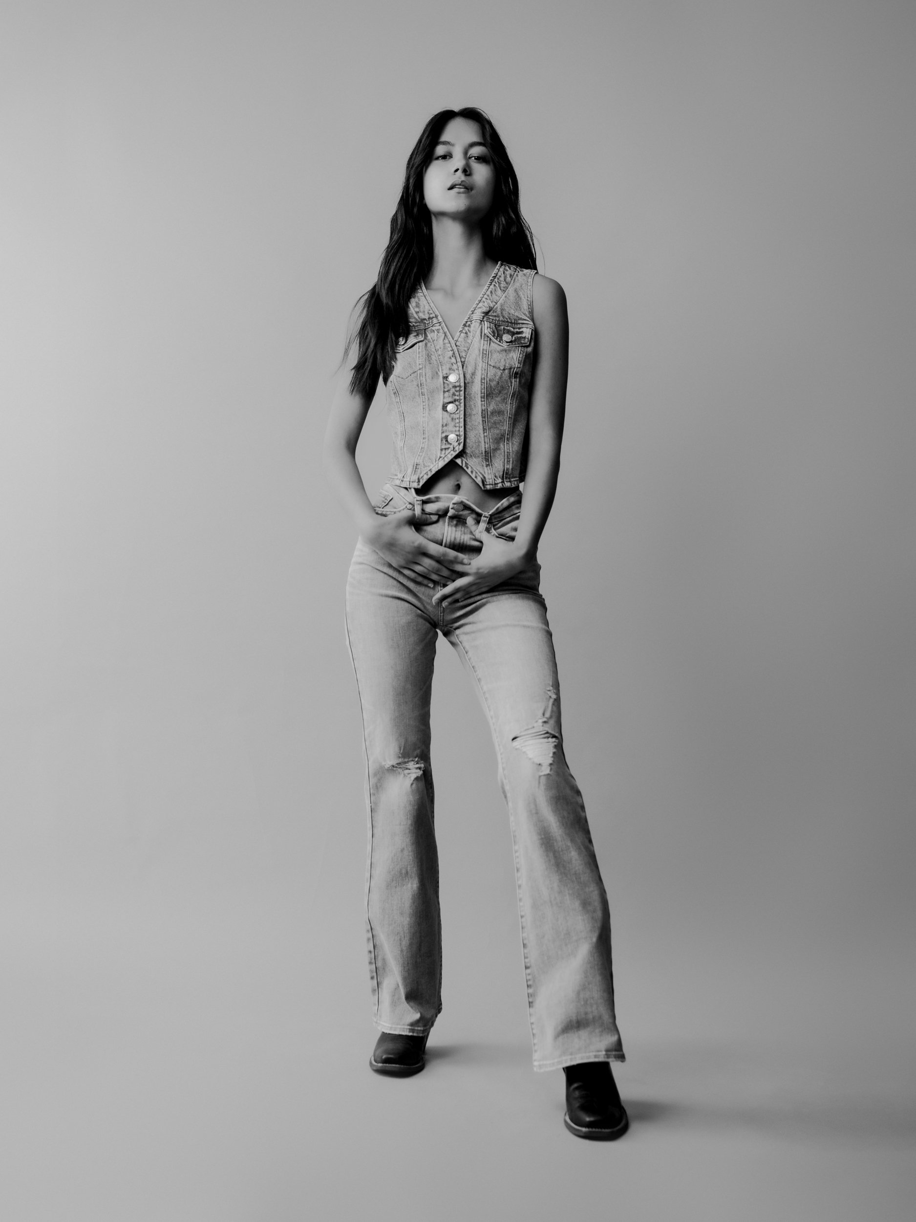 LILAARAGON-TONYLI-20250524-0013.jpg