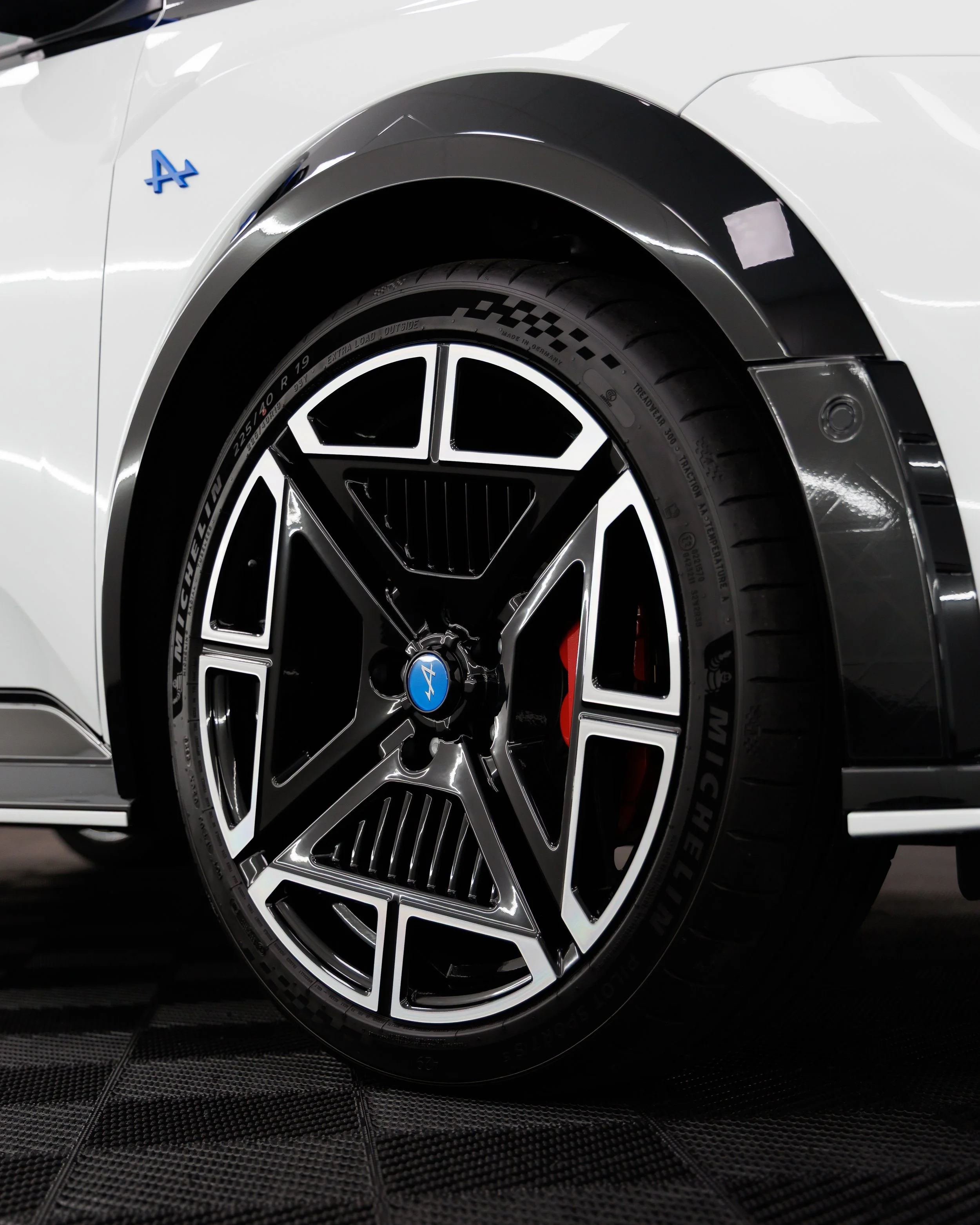 Alpine A290 Premiere-15.jpg