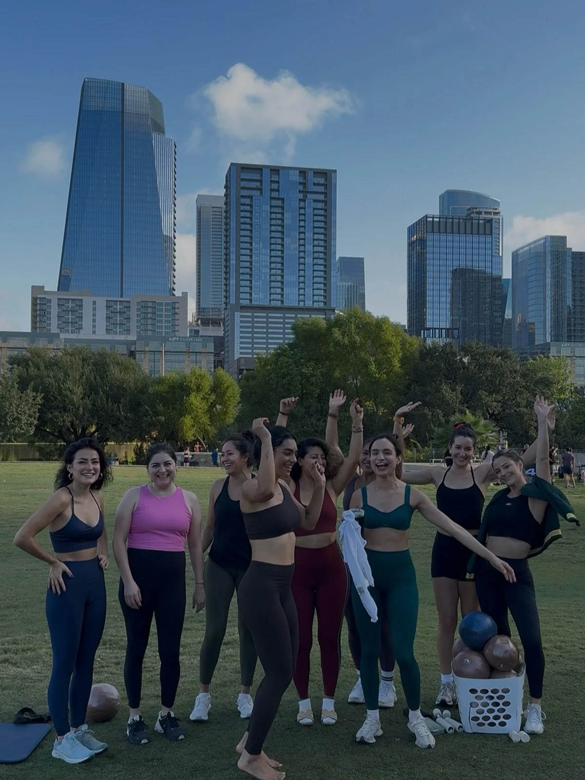 What a season it&rsquo;s been ☁️
From early mornings to shared movement, this community has grown into something really special.

Join us for our last Community Class of the season this Saturday at 10:00 AM at Auditorium Shores.
We&rsquo;re starting 