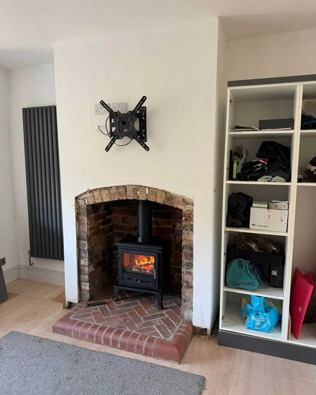 🔥 Another flue upgrade ready for winter!
We removed the existing liner and installed a brand new 316-grade stainless steel liner, complete with a pot-hanging cowl and fresh register plate.

The customer&rsquo;s stove is back in place and ready to ke