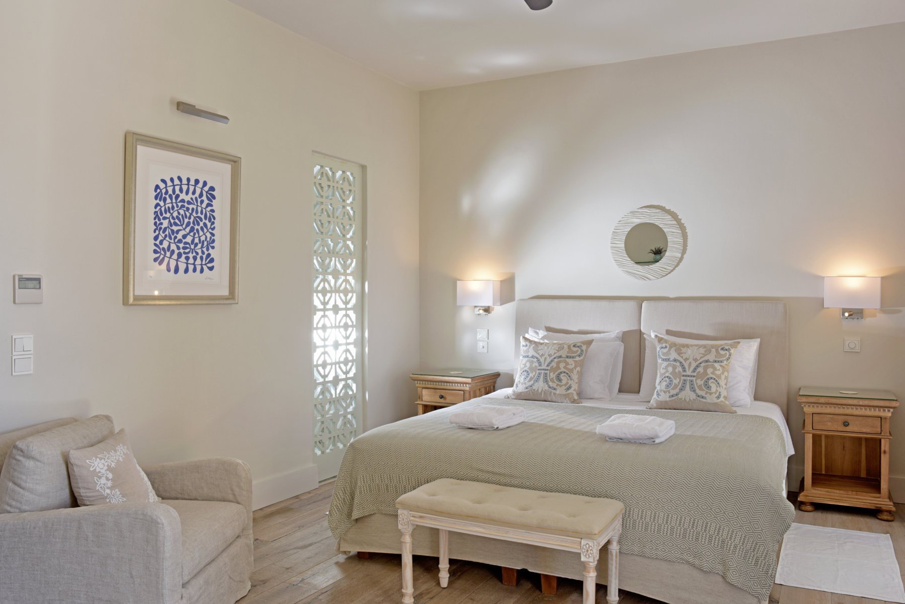 Villa Persephone bedroom 1.jpg