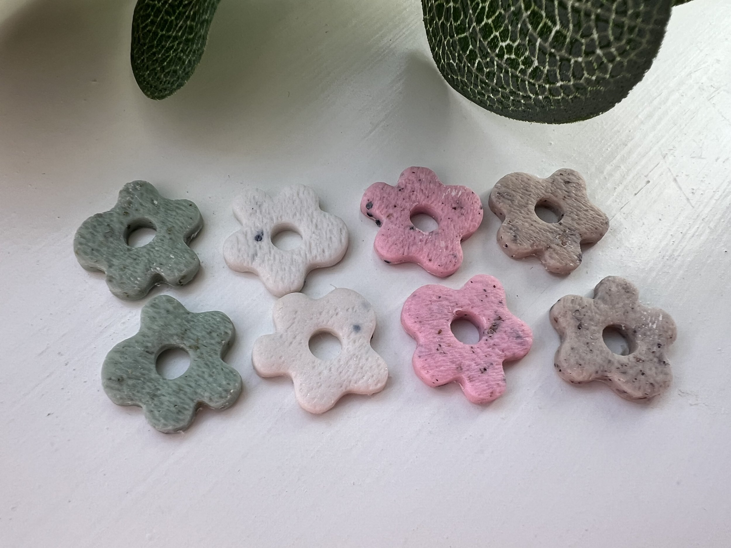 Stone Effect Flower