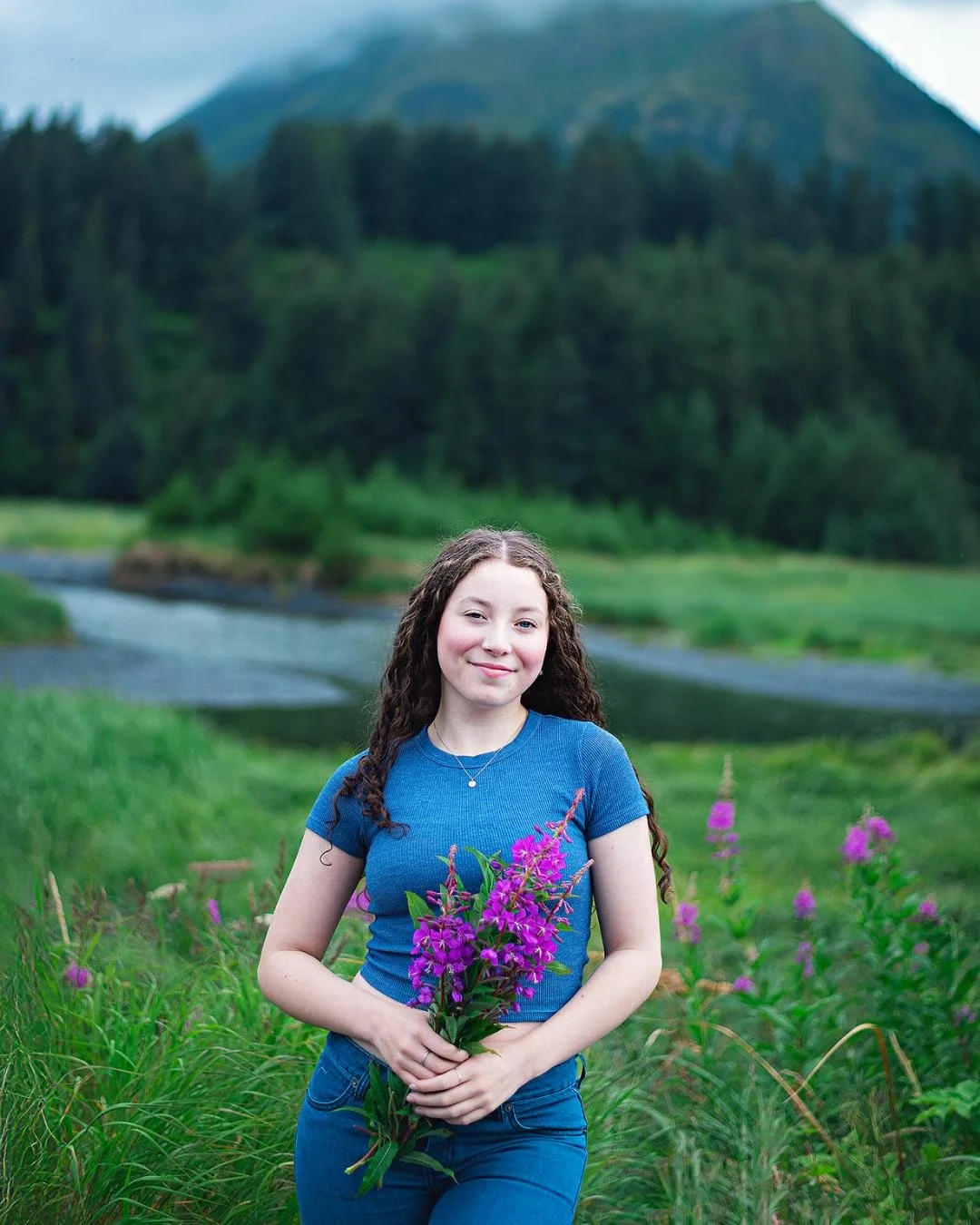We absolutely loved this gallery of Eydis from her senior photoshoot!
We might be biased, but Alaska kids really do have it best. 😉
#seniorphotos #kodiakphotographer #alaskaphotography #seniorportrait #classof2026 #fireweed #kodiakseniors #alaskas