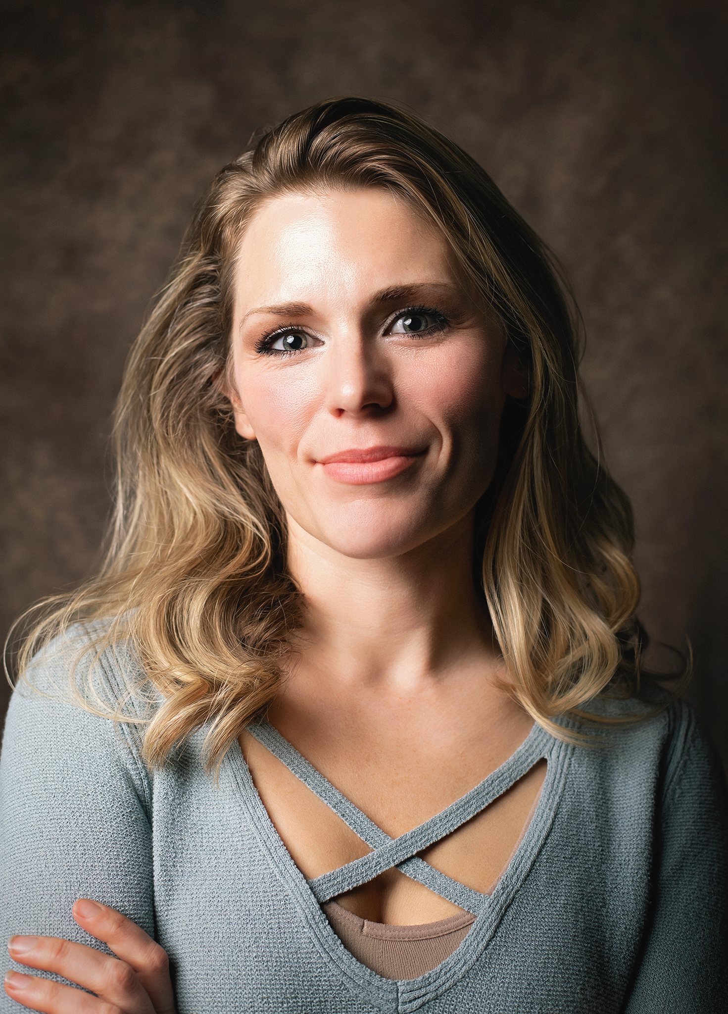 Laura Caley Sea + Spruce Studios | Kodiak Portrait Photography