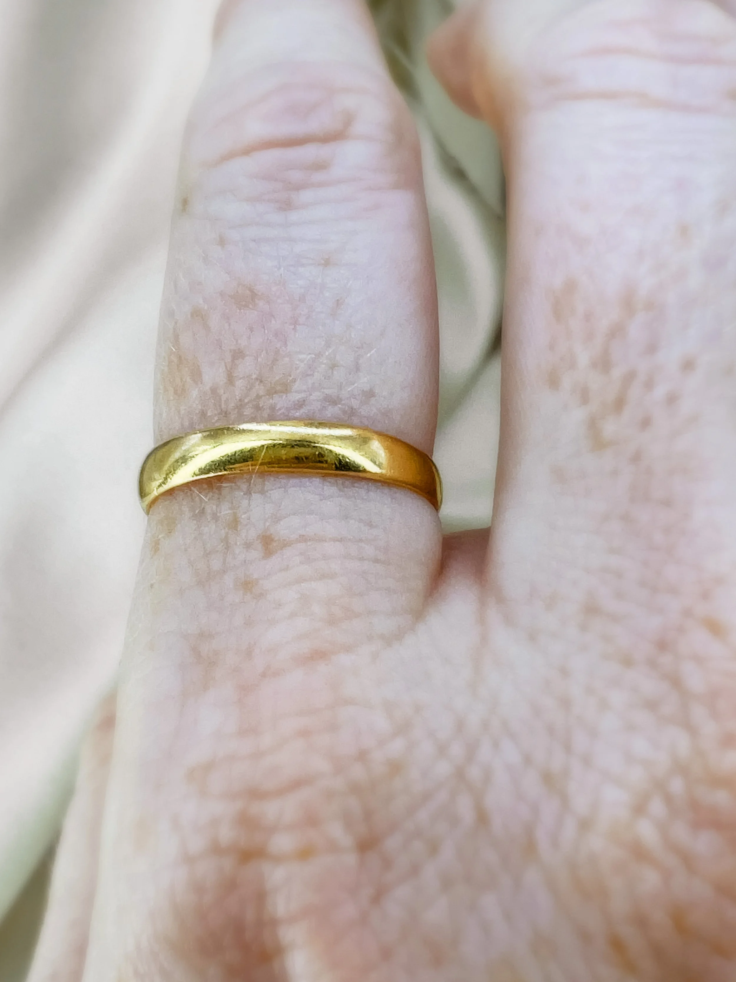 22ct band (P) 7.jpg